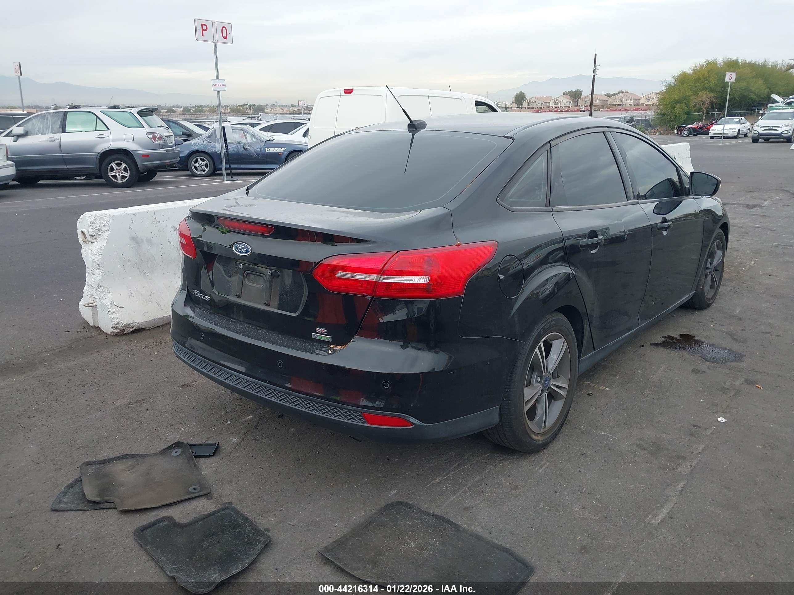 FORD FOCUS image 4