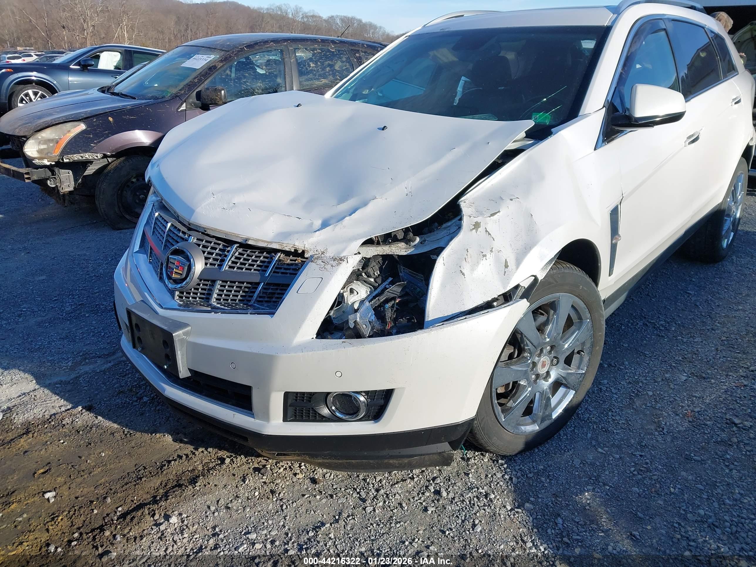 CADILLAC SRX image 6