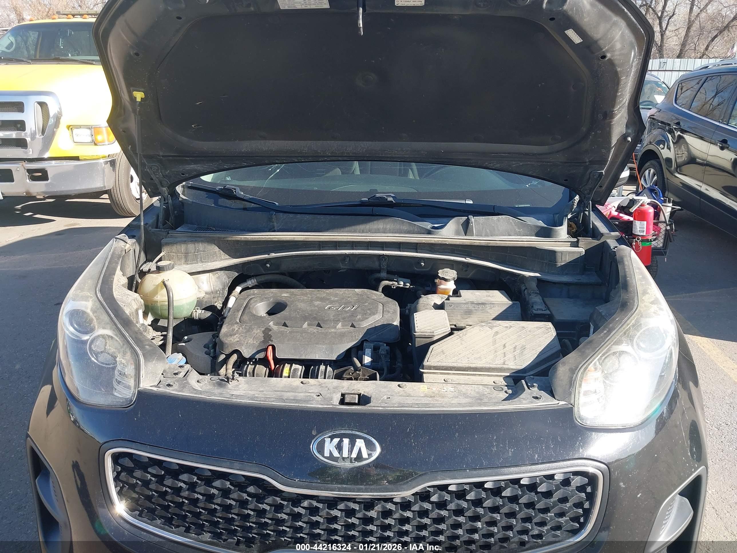 KIA SPORTAGE image 10