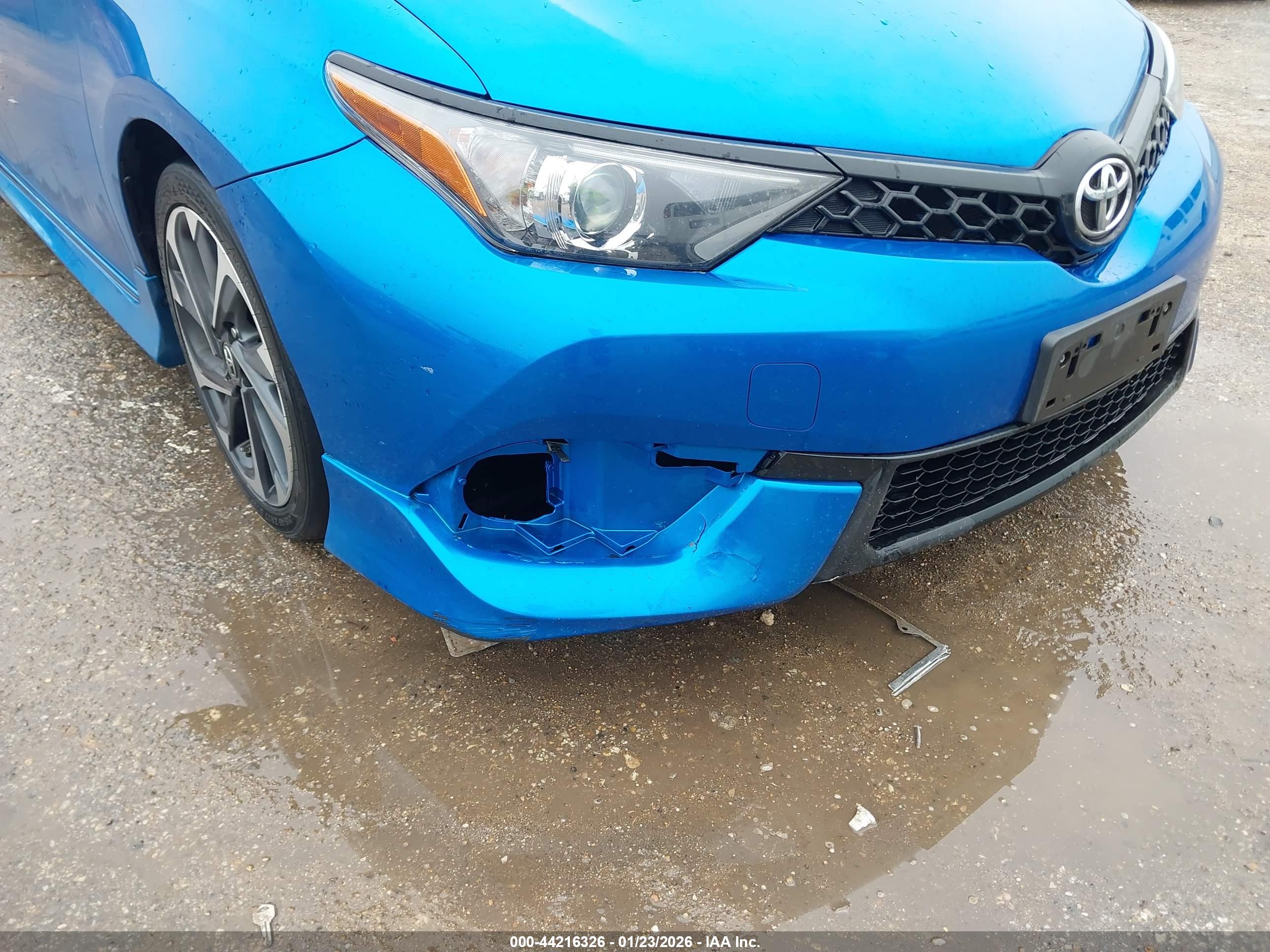 TOYOTA COROLLA image 6