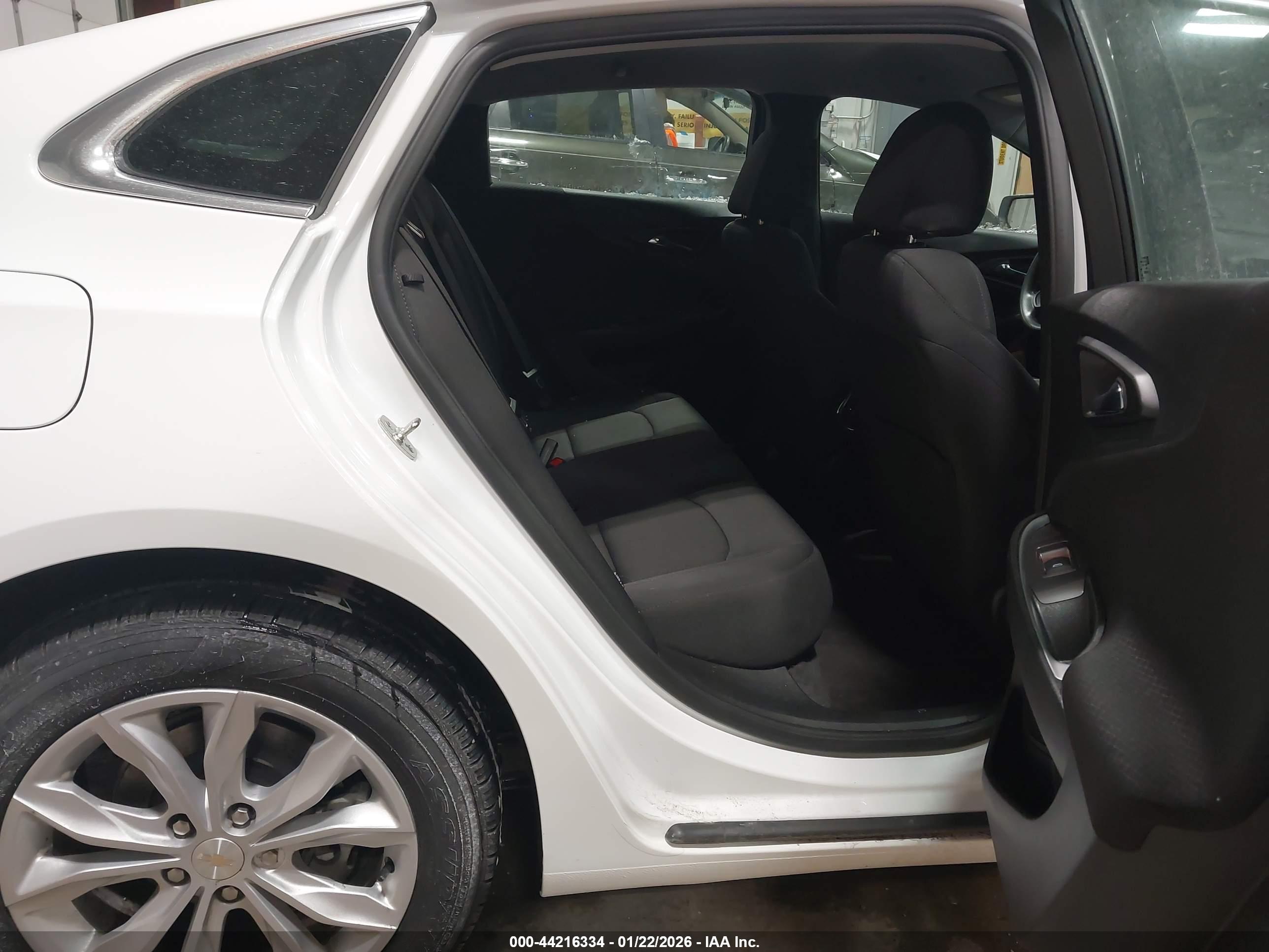 CHEVROLET MALIBU image 8