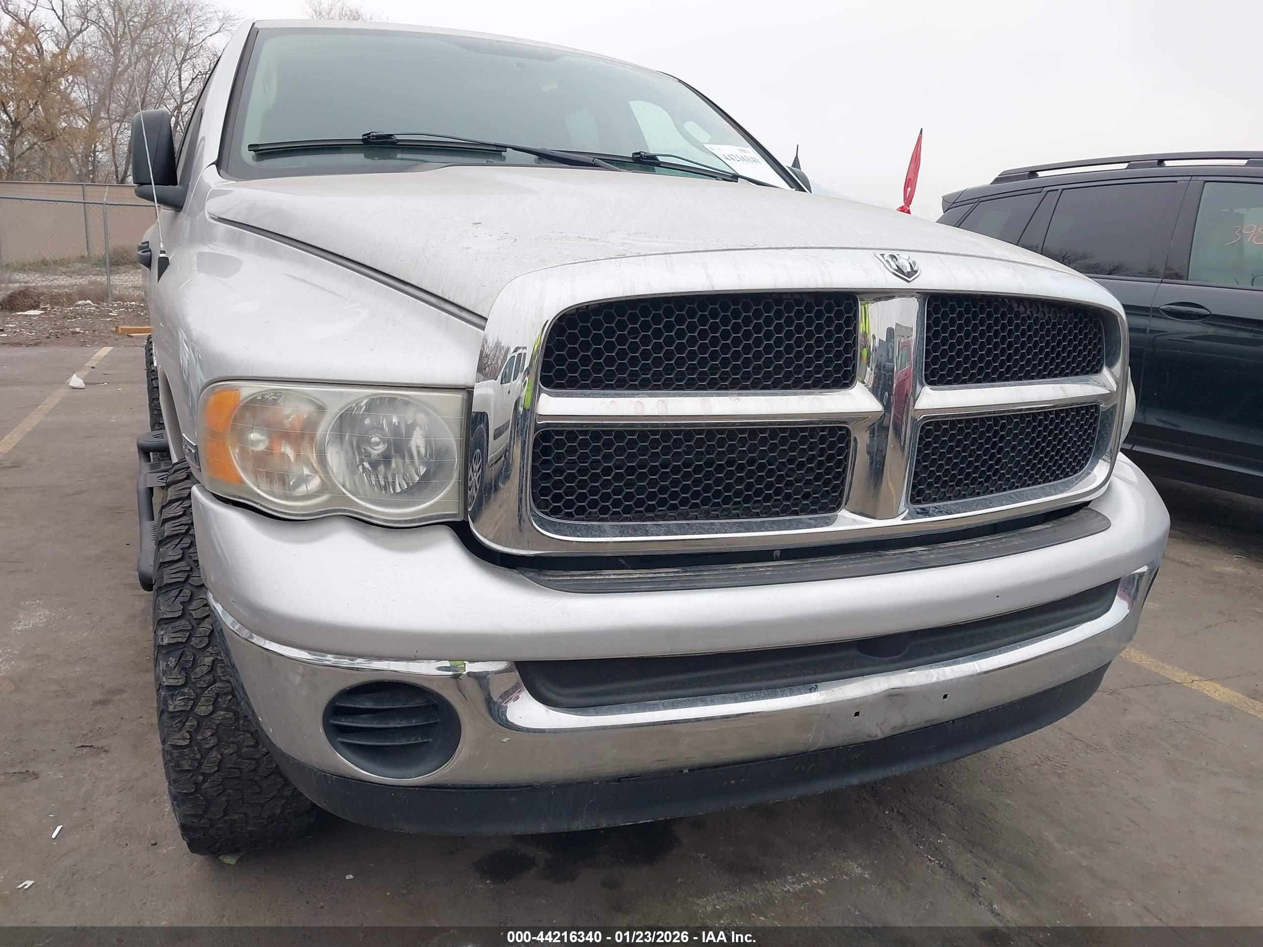 DODGE RAM image 6