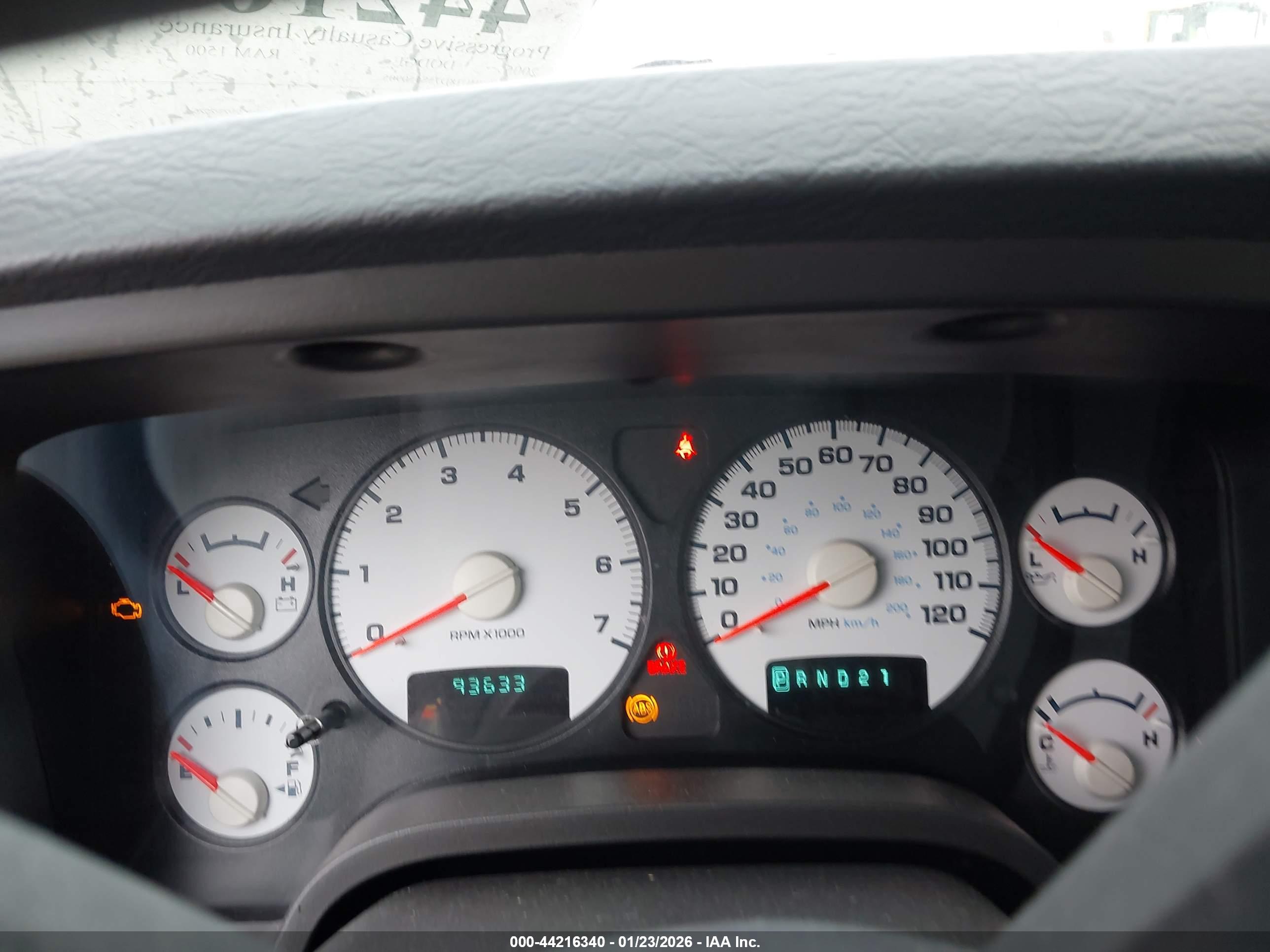 DODGE RAM image 7