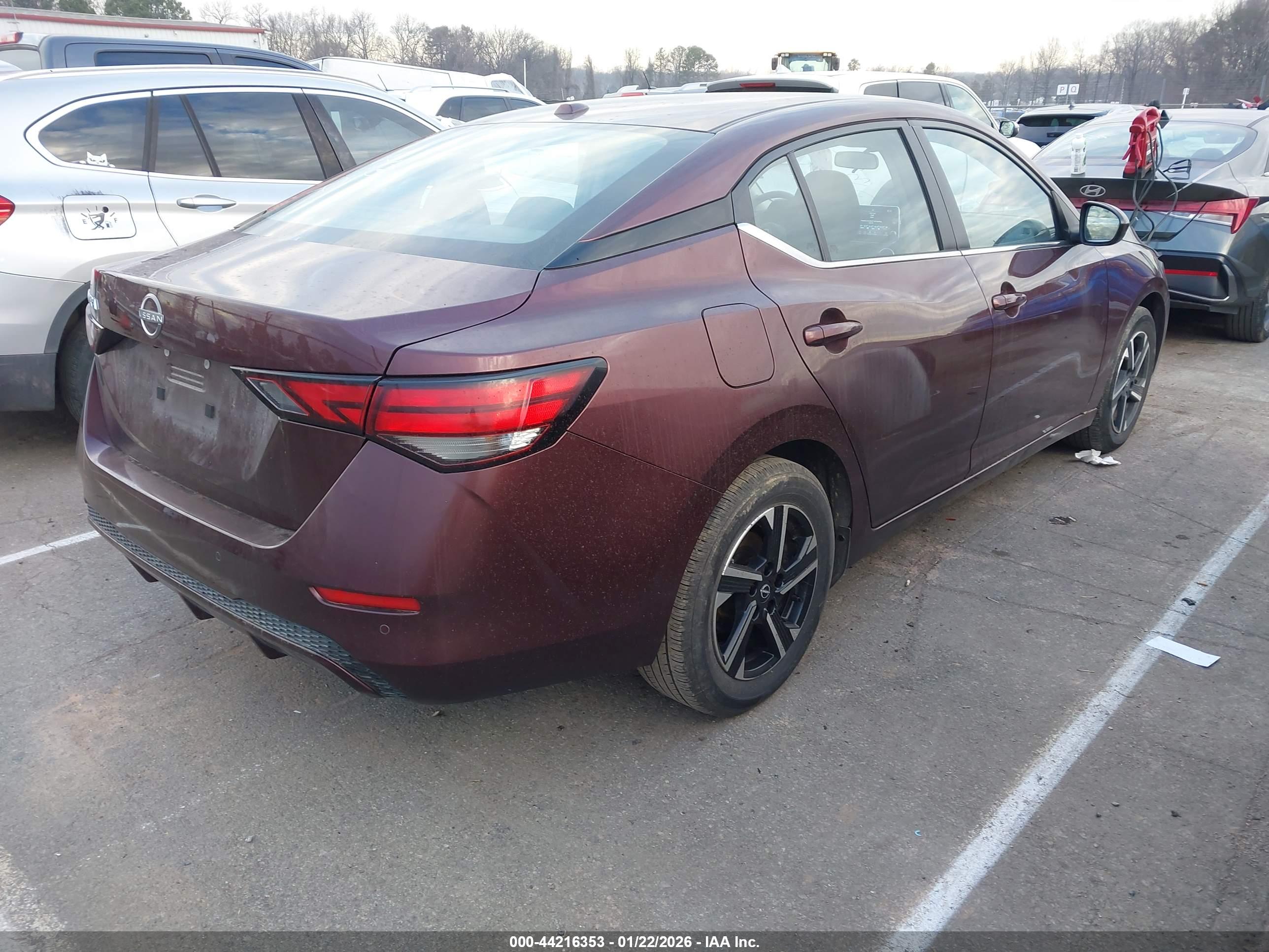 NISSAN SENTRA image 4