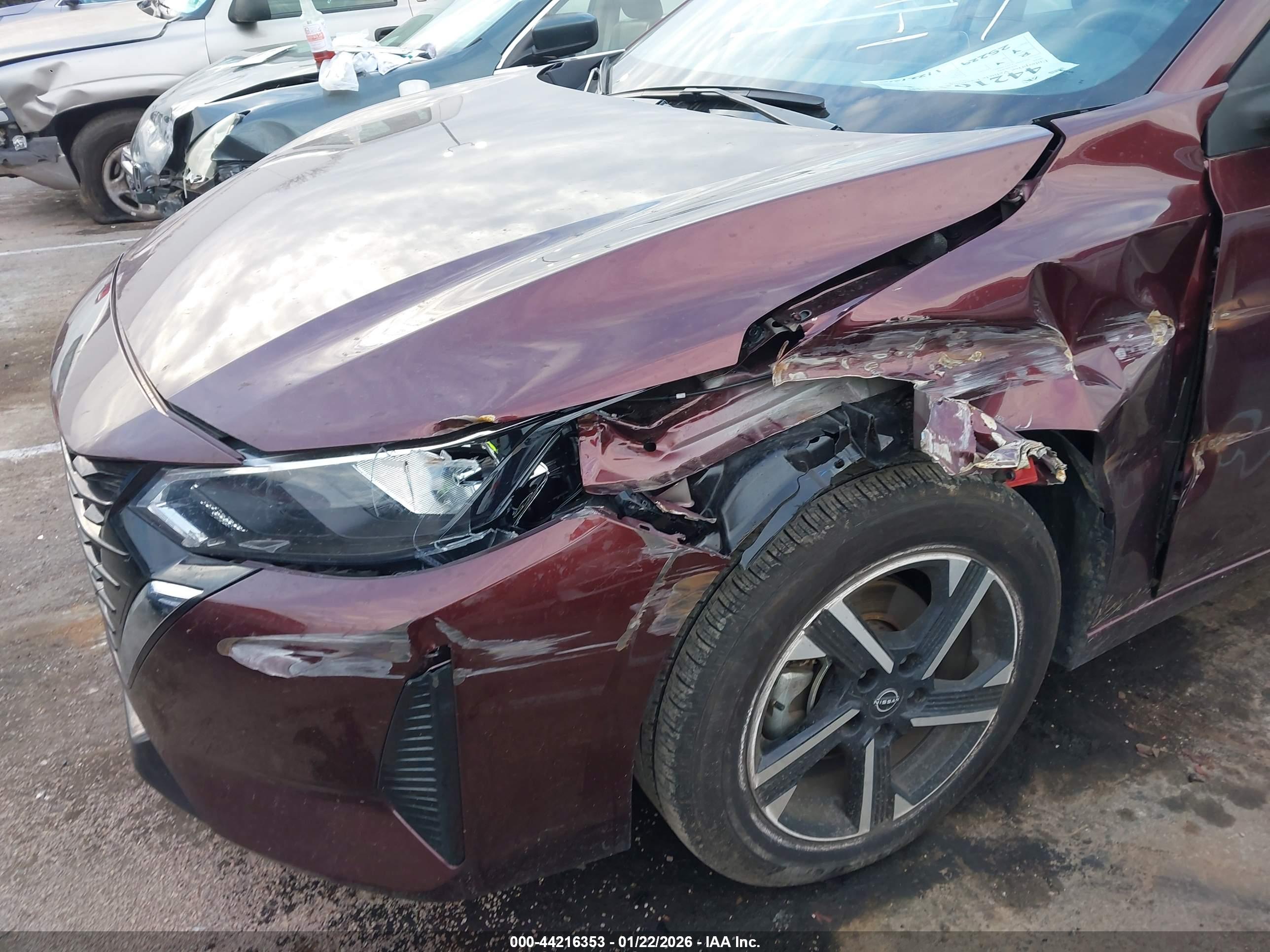 NISSAN SENTRA image 6