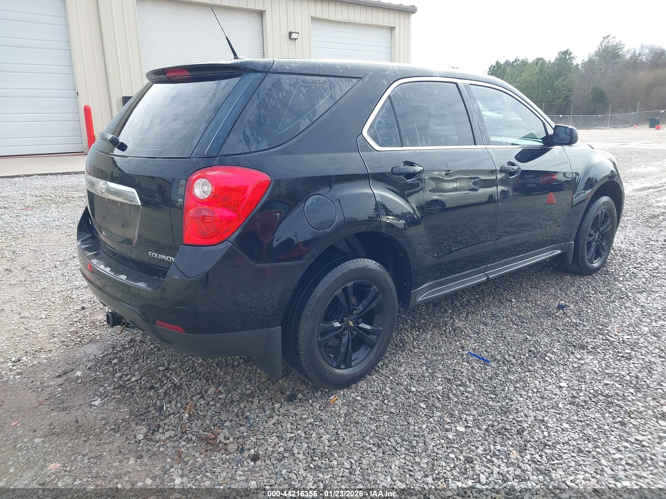 CHEVROLET EQUINOX image 4