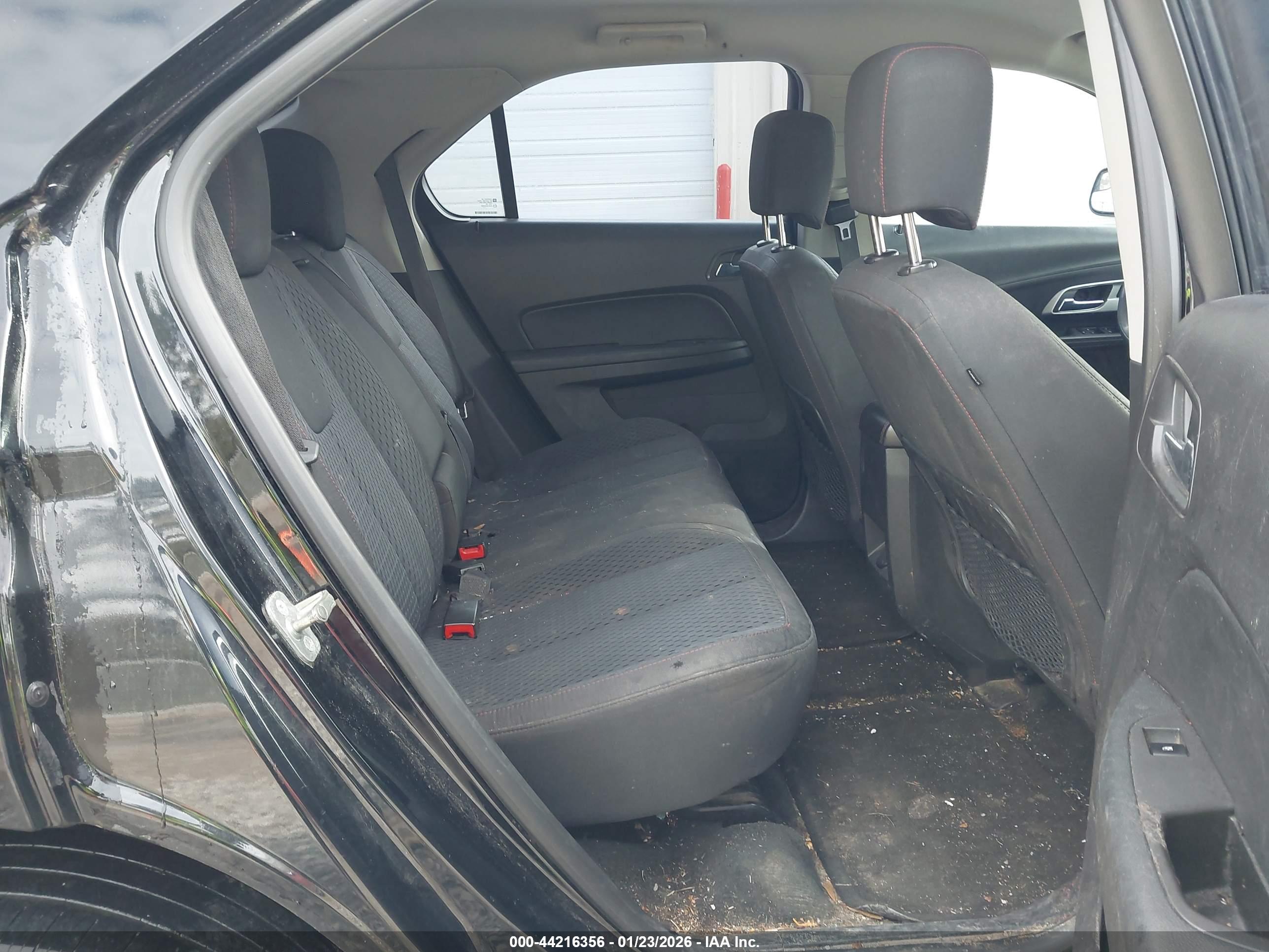 CHEVROLET EQUINOX image 8