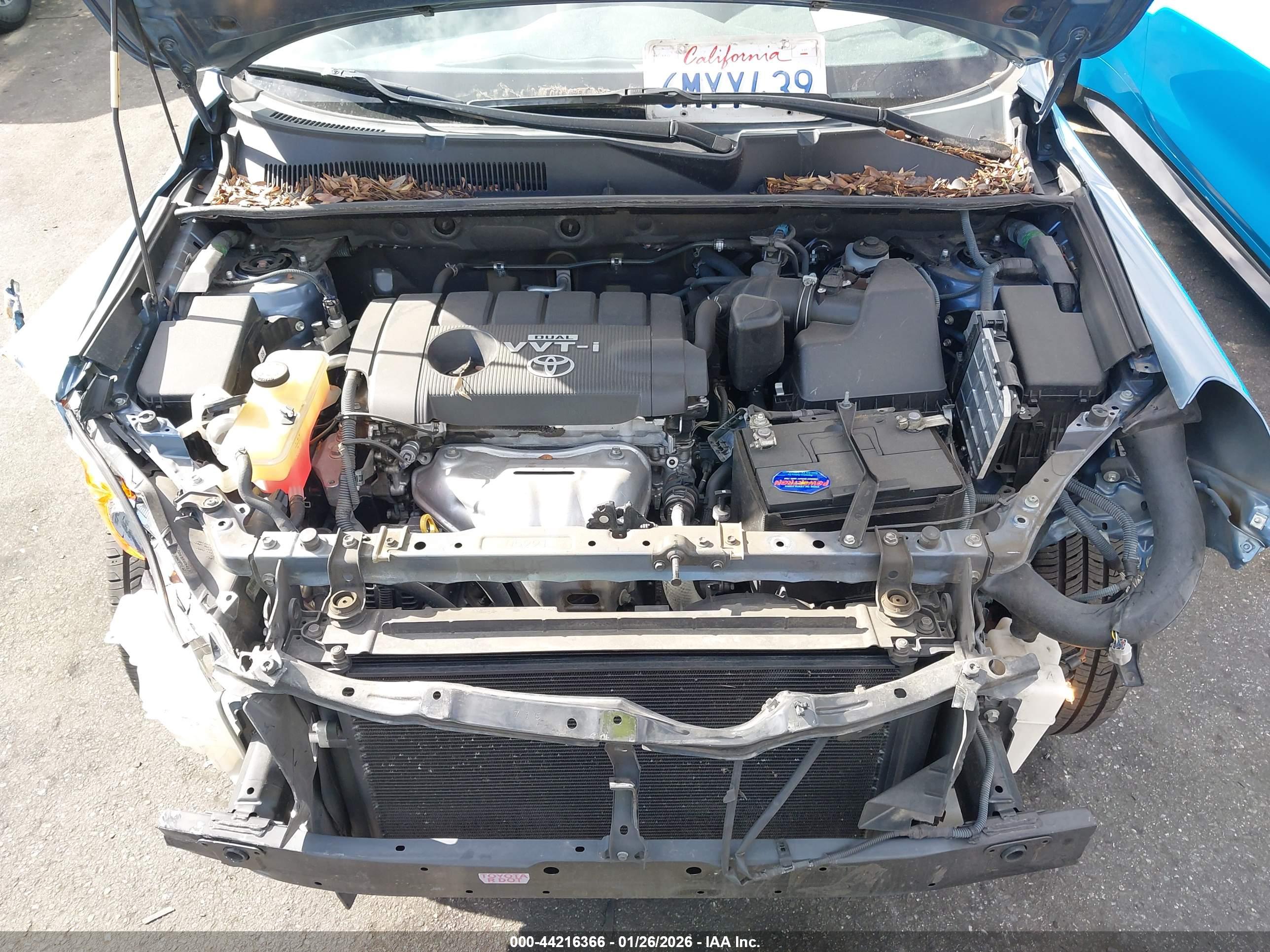 TOYOTA RAV4 image 10