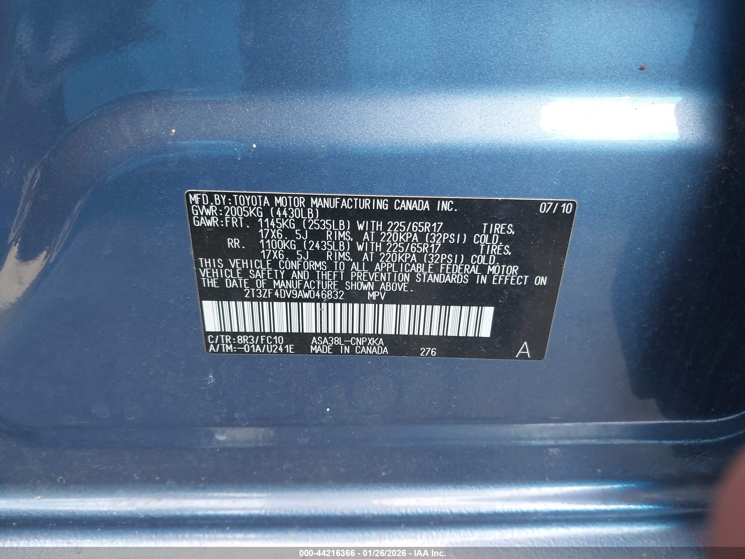 TOYOTA RAV4 image 9