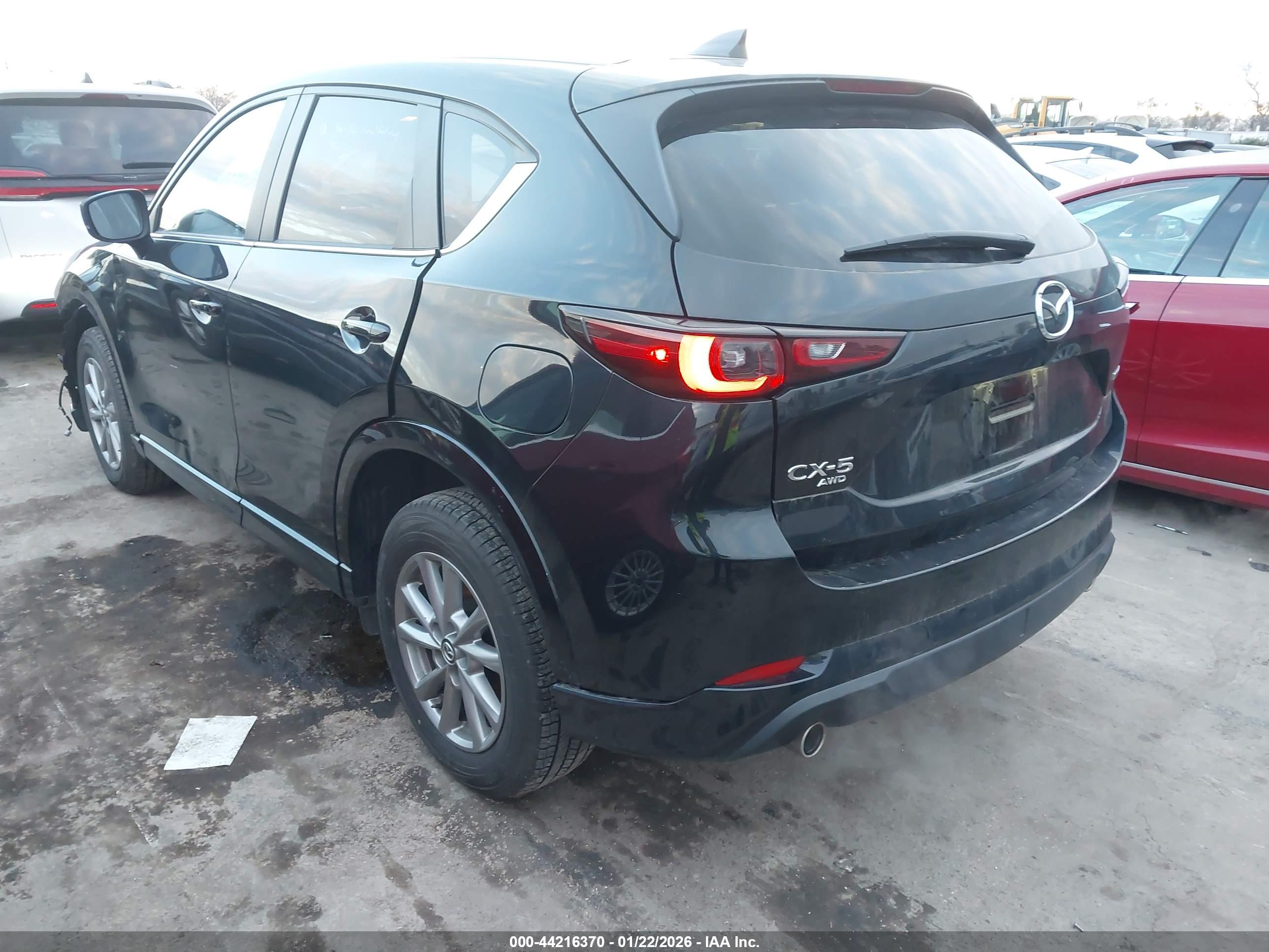 MAZDA CX-5 image 3