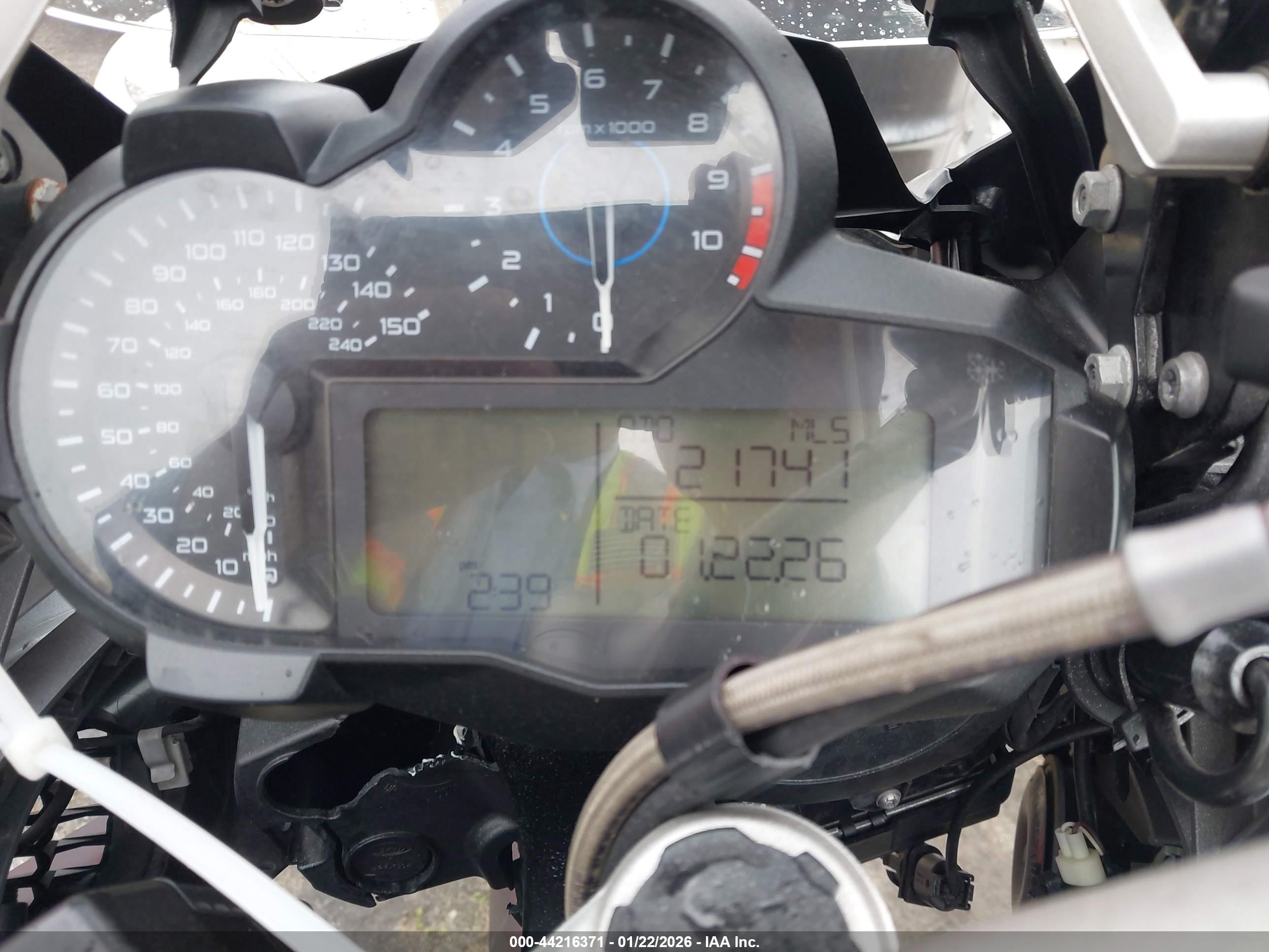 BMW R1200 image 7