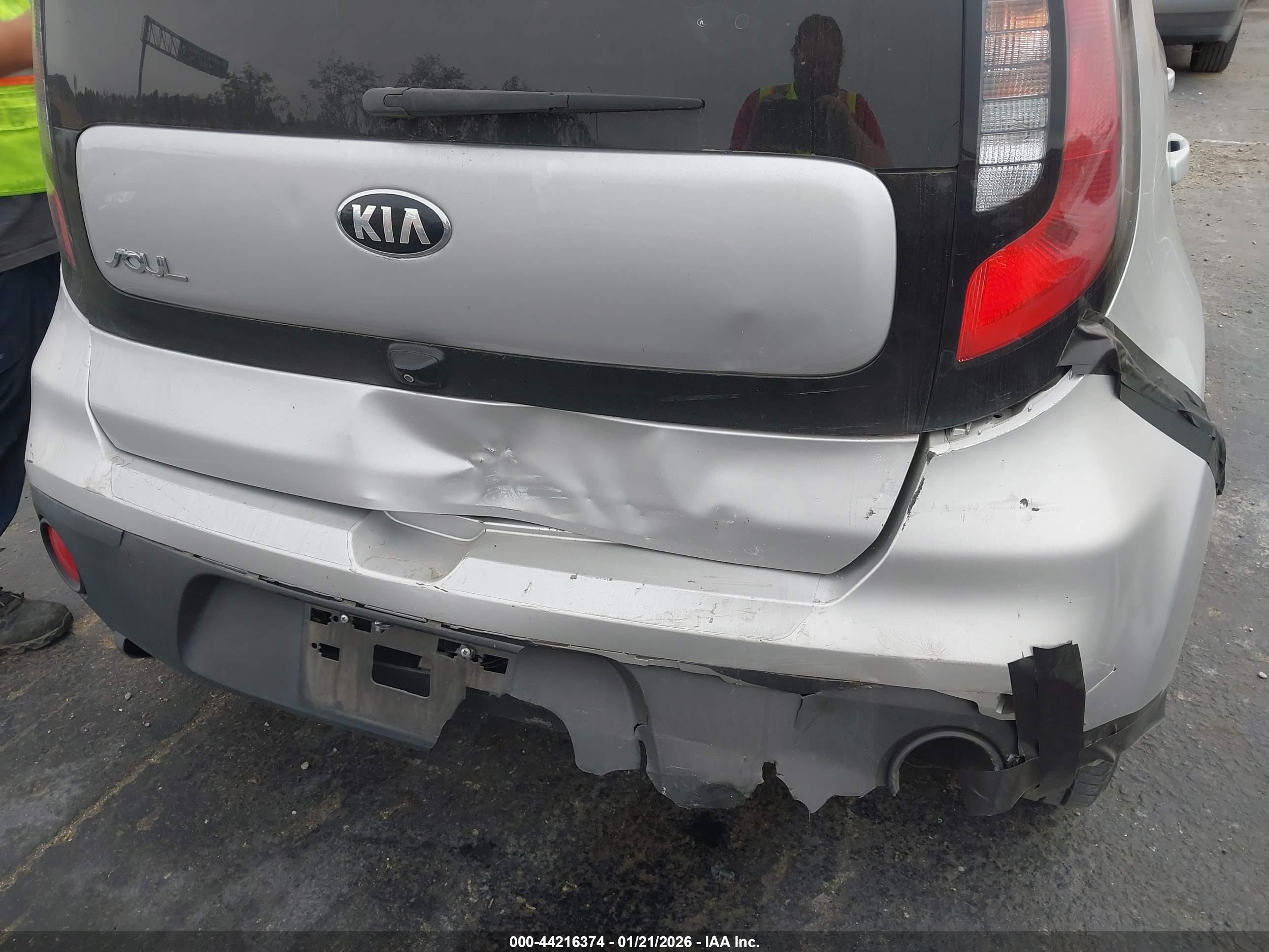 KIA SOUL image 6