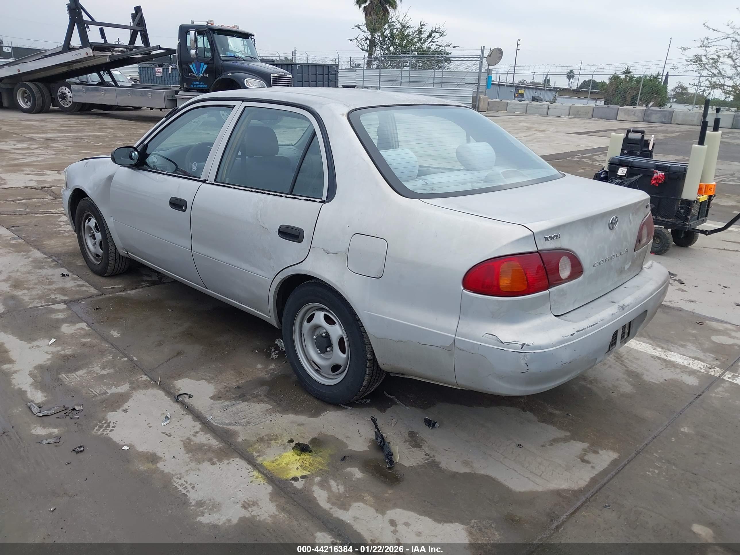 TOYOTA COROLLA image 3