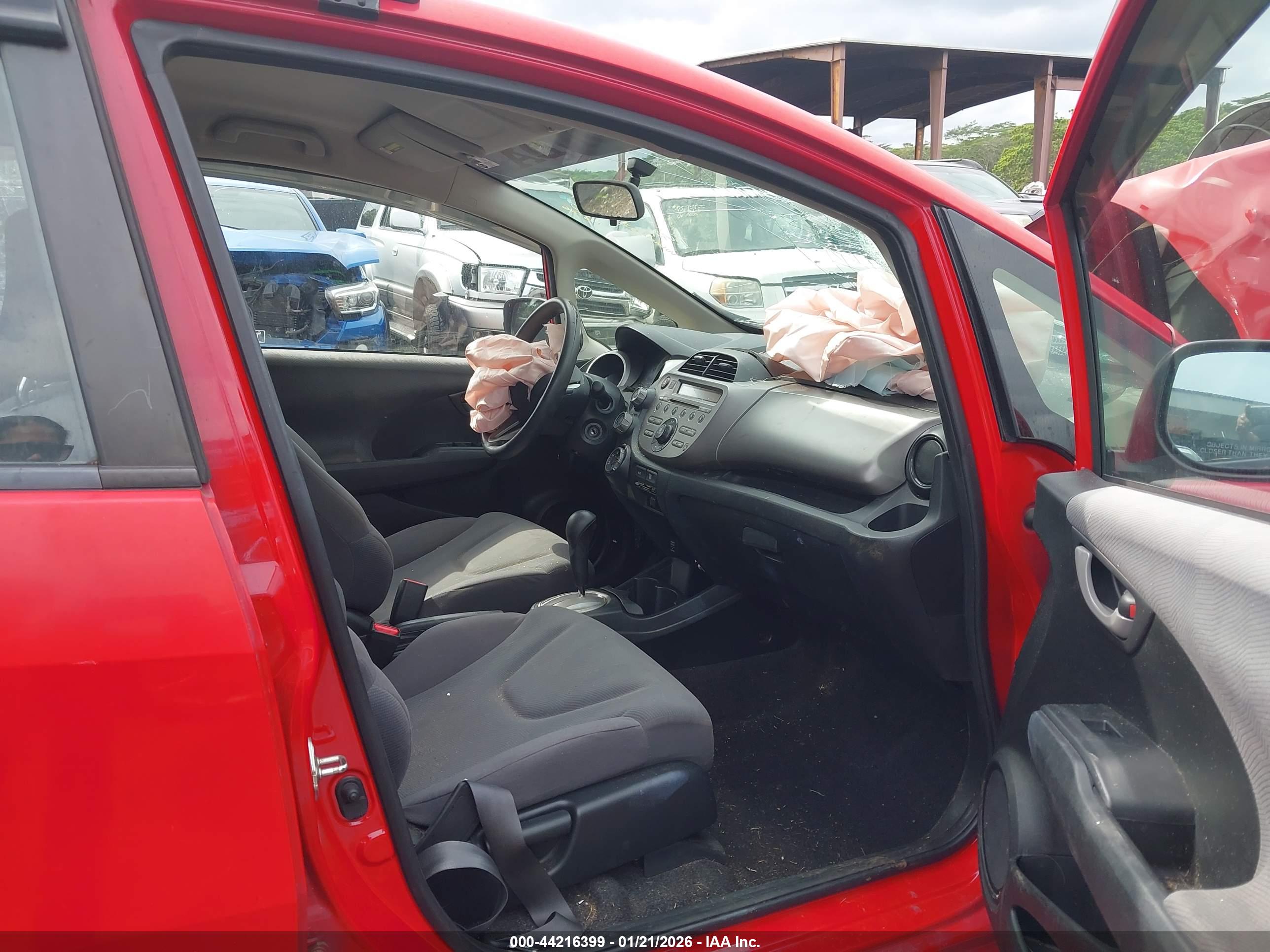 HONDA FIT image 5