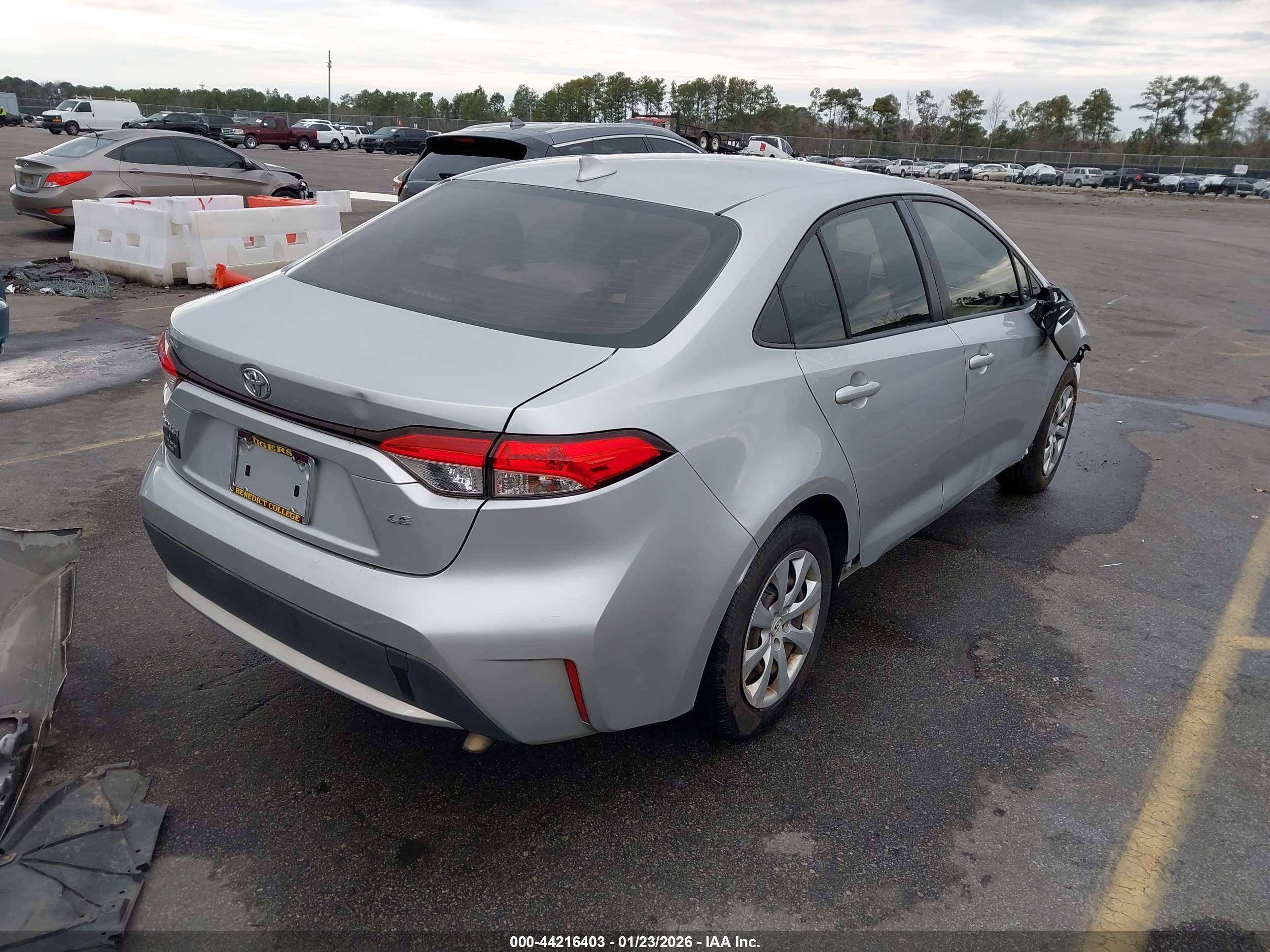 TOYOTA COROLLA image 4