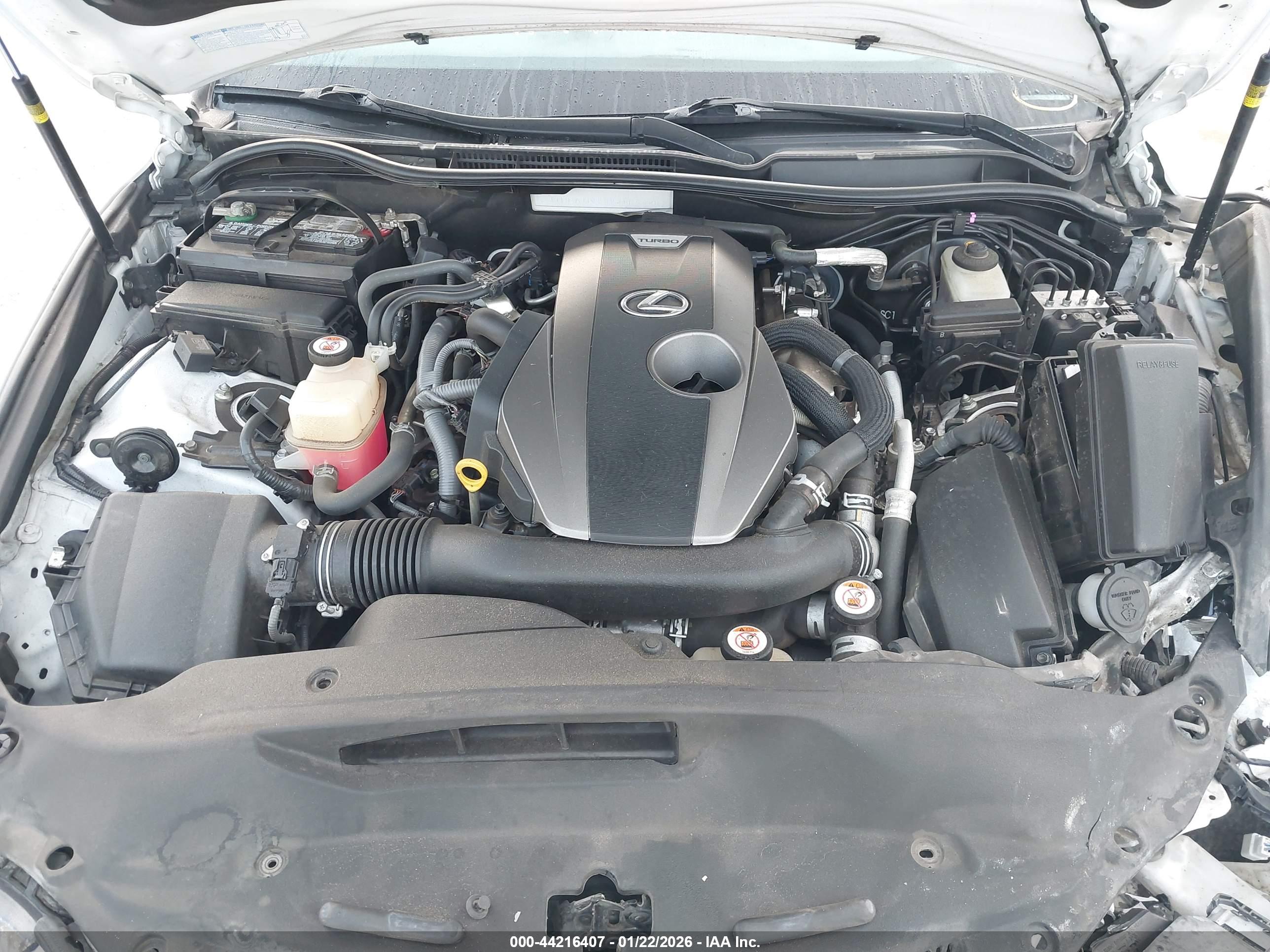 LEXUS IS image 10