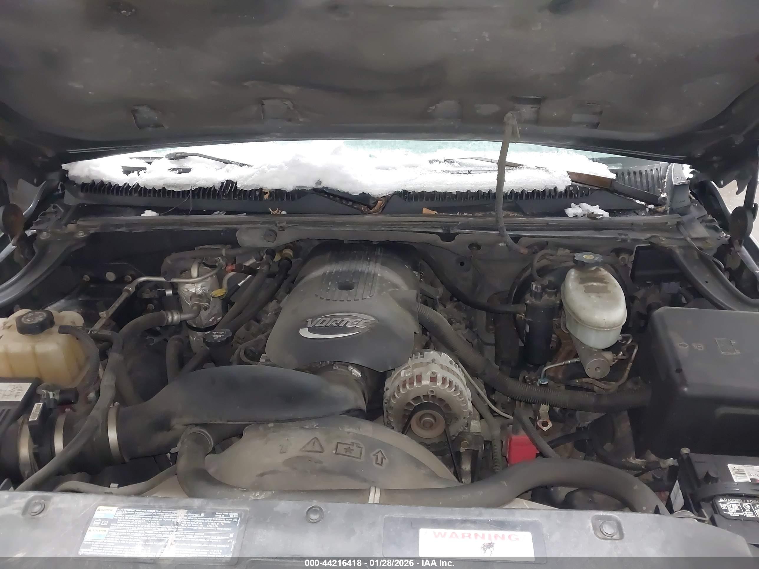 CHEVROLET SUBURBAN image 10