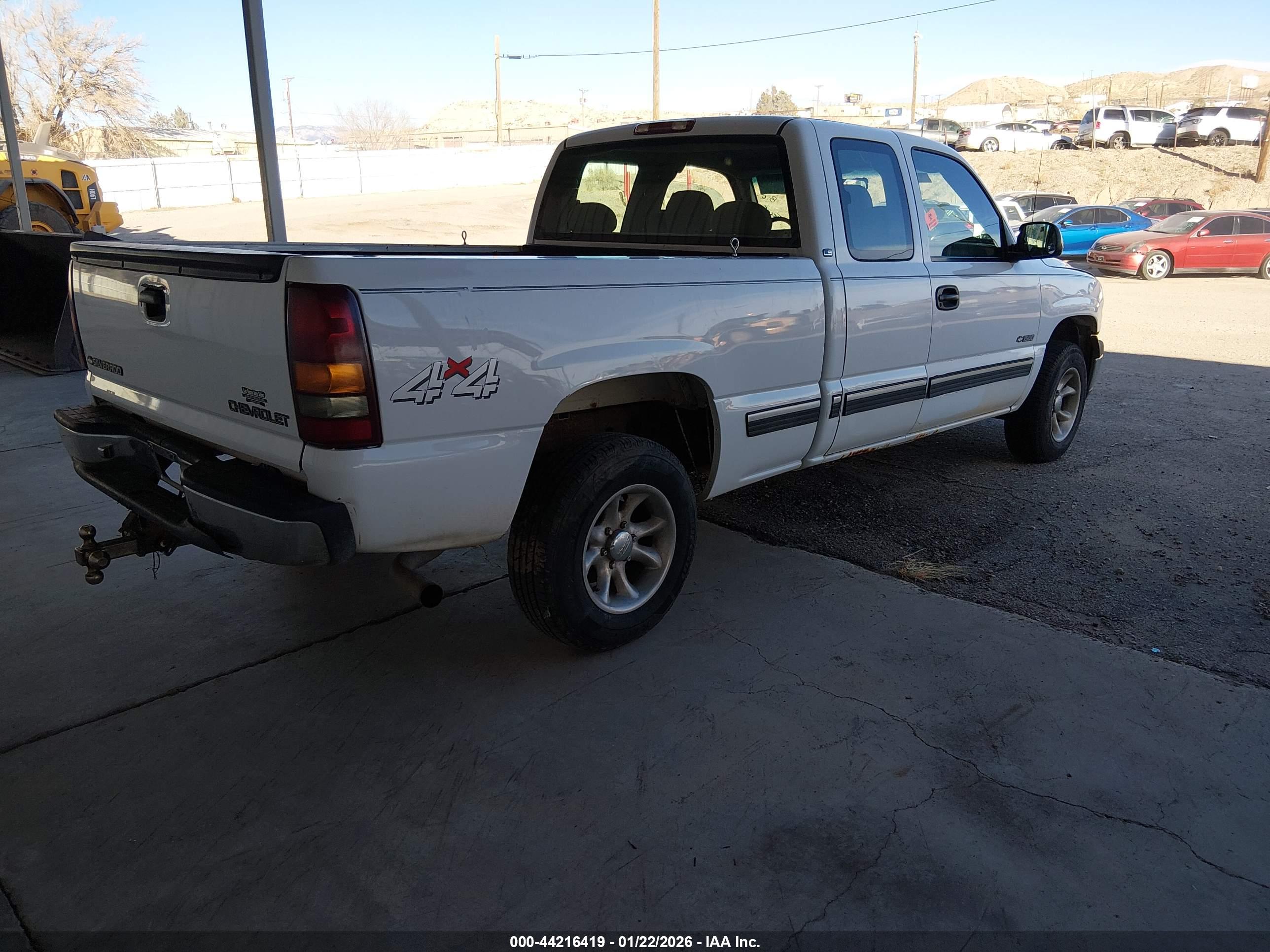 CHEVROLET SILVERADO image 4