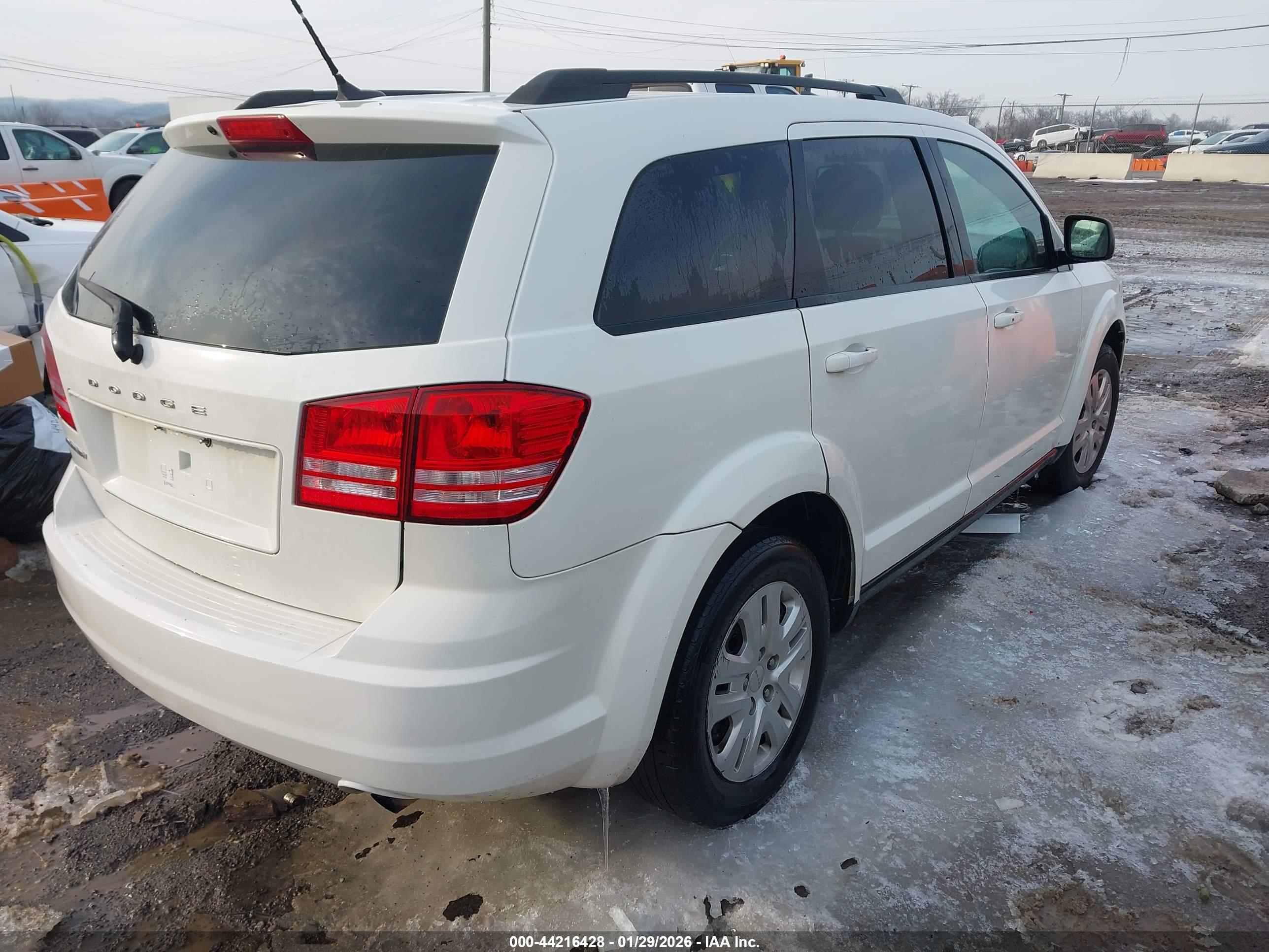DODGE JOURNEY image 4