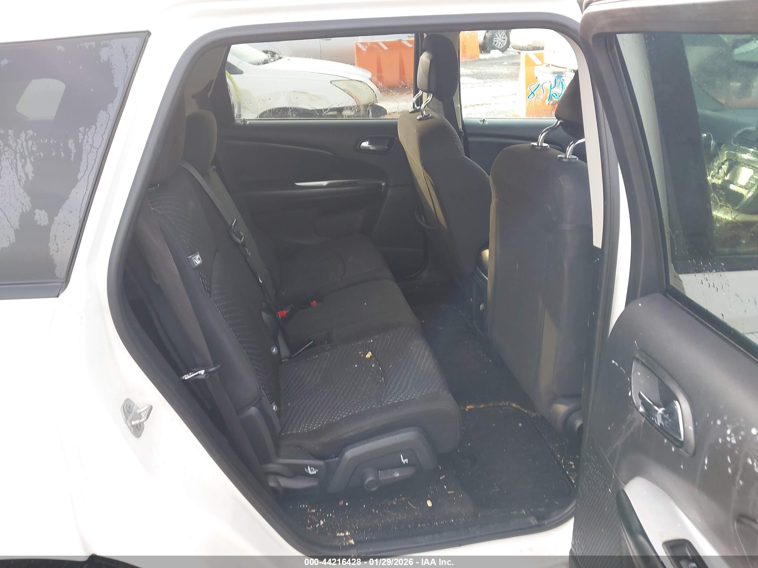 DODGE JOURNEY image 8