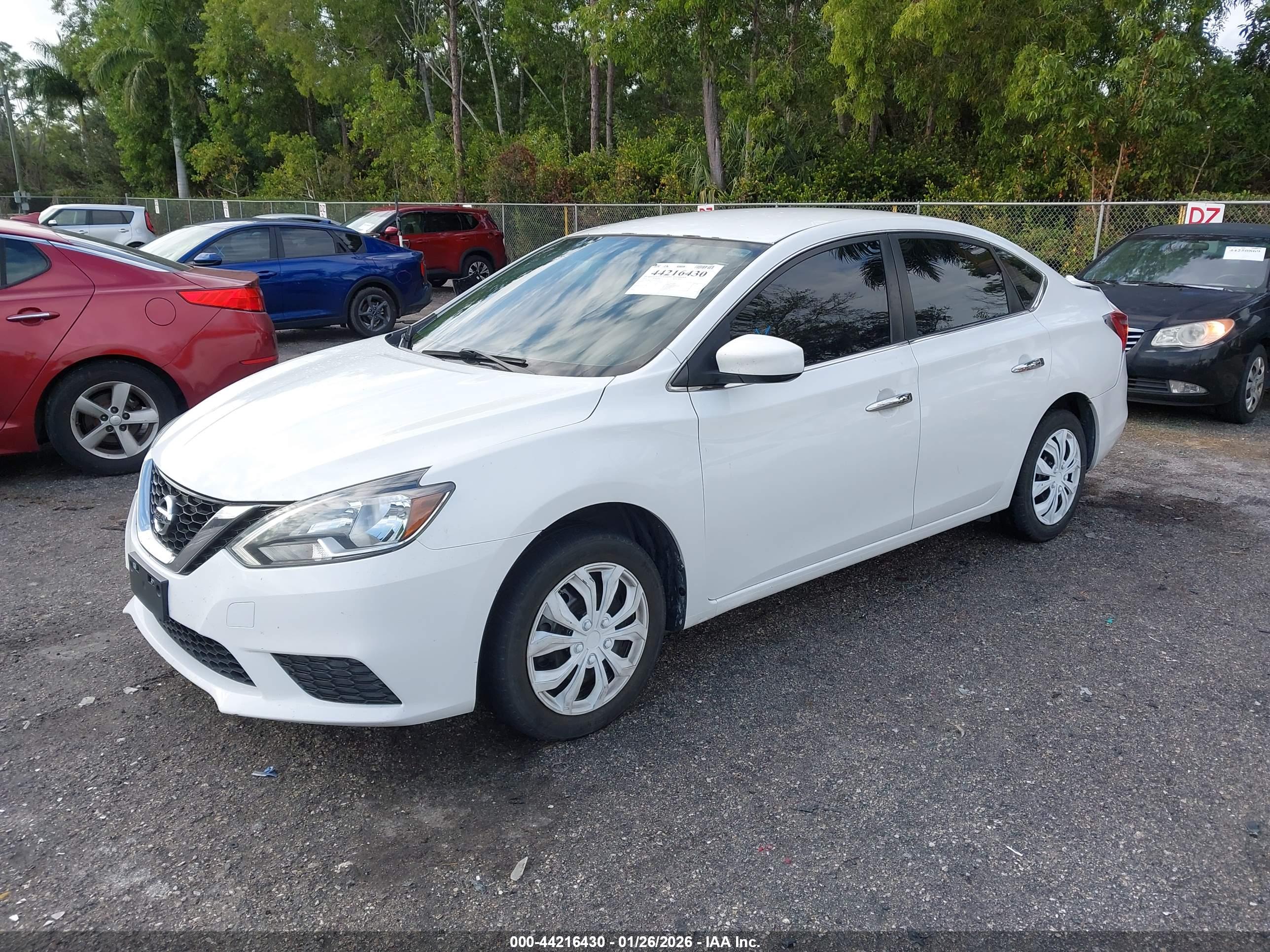NISSAN SENTRA image 2