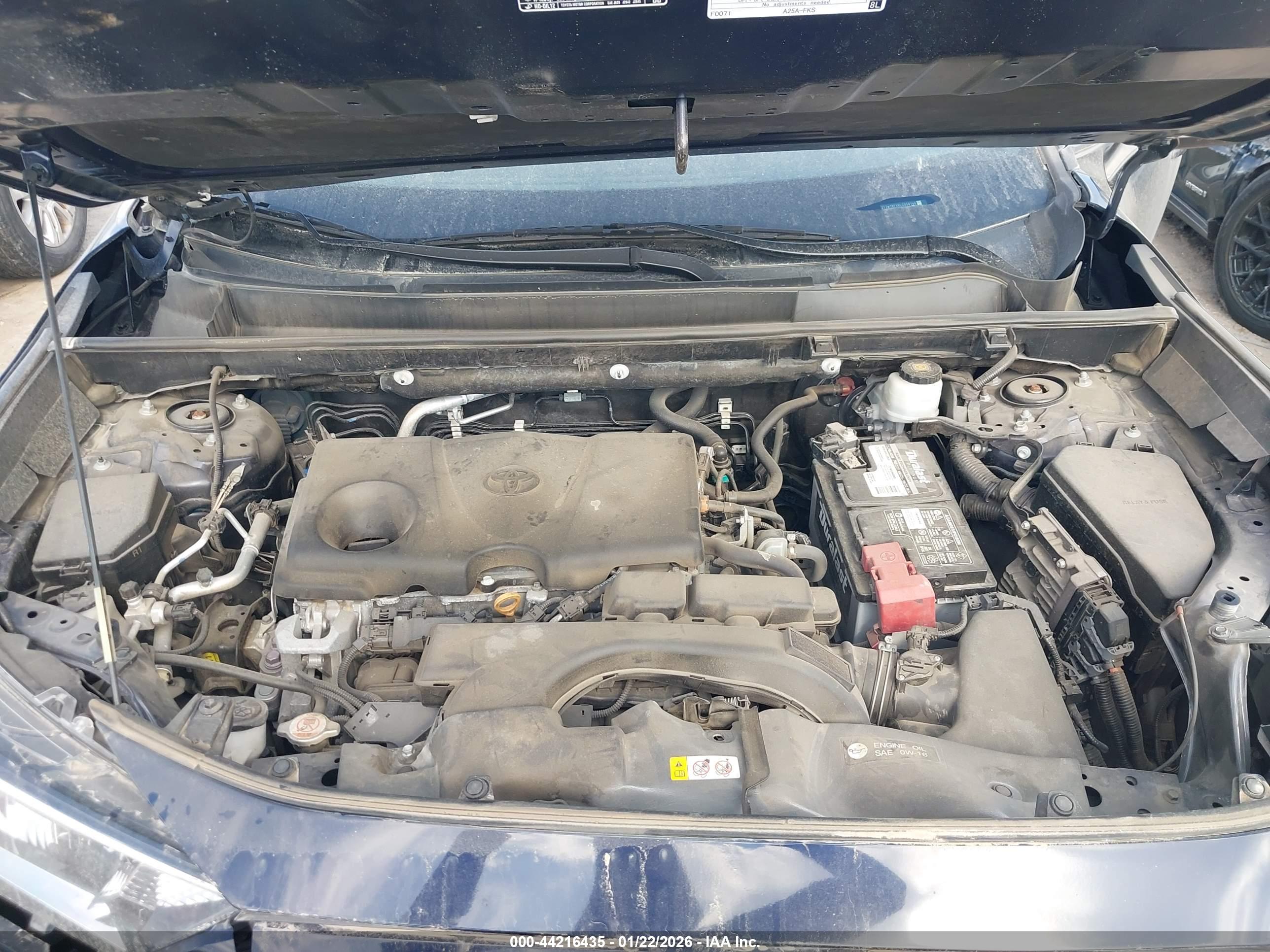 TOYOTA RAV4 image 10