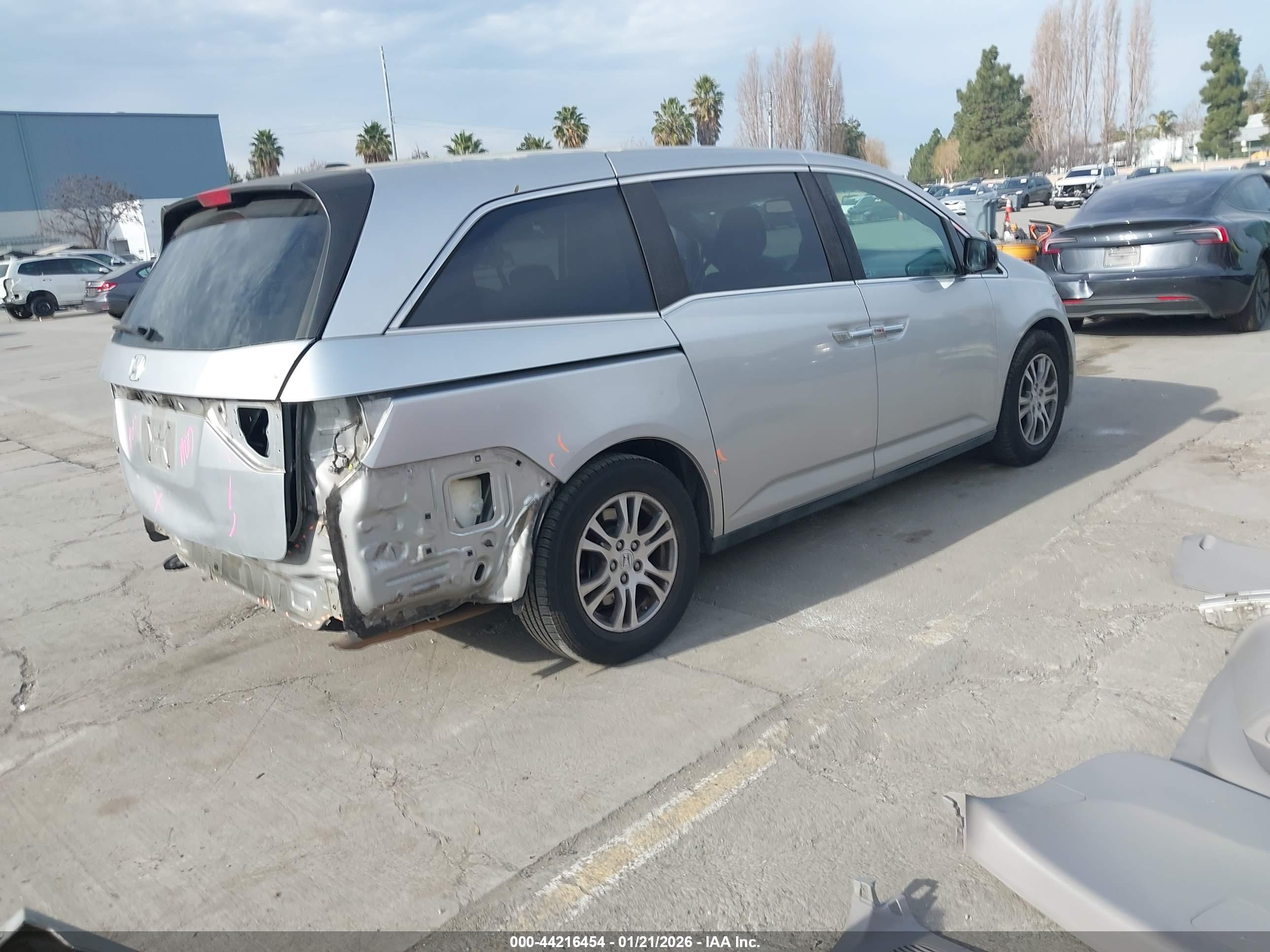 HONDA ODYSSEY image 4