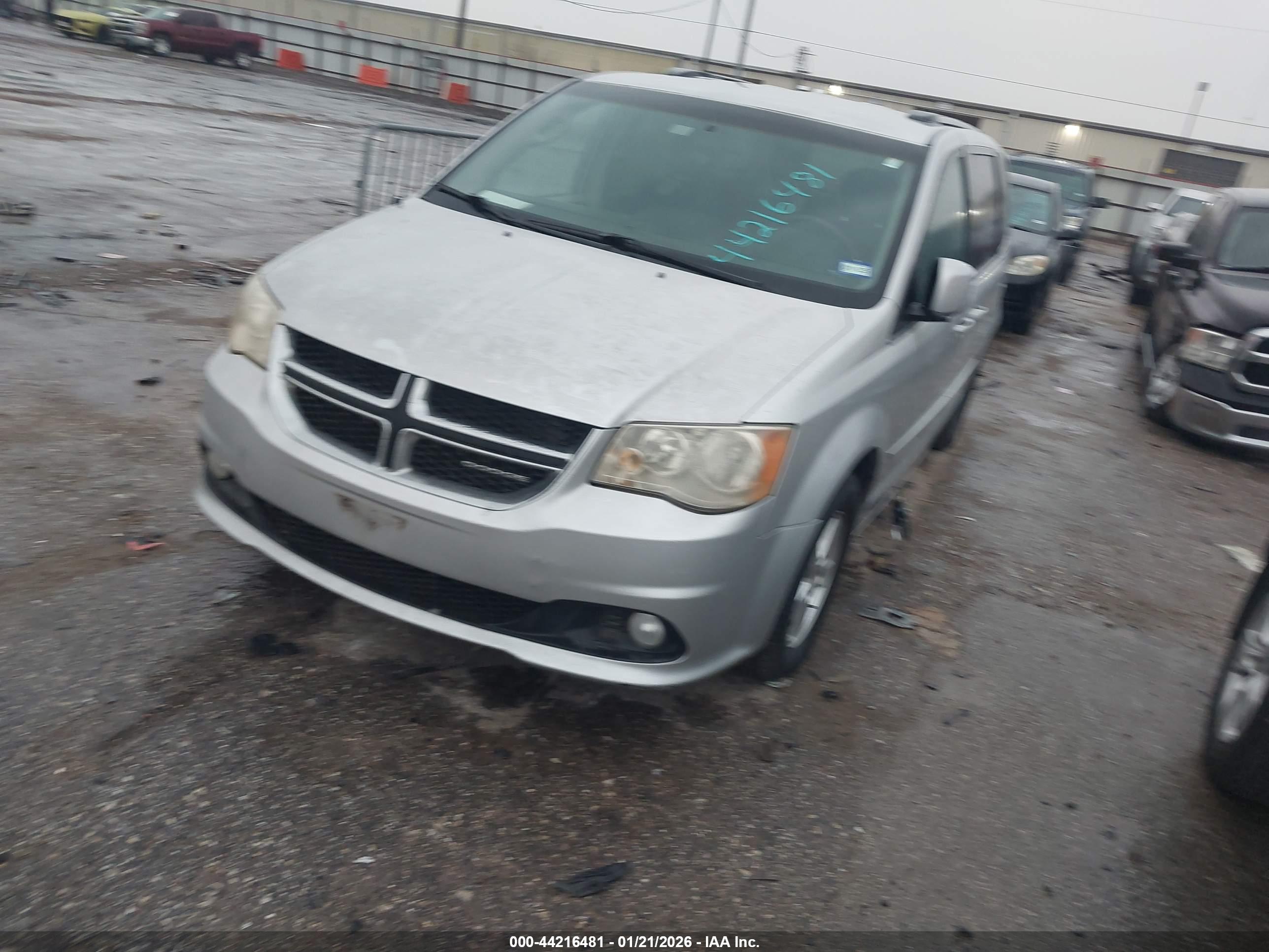 DODGE GRAND image 2