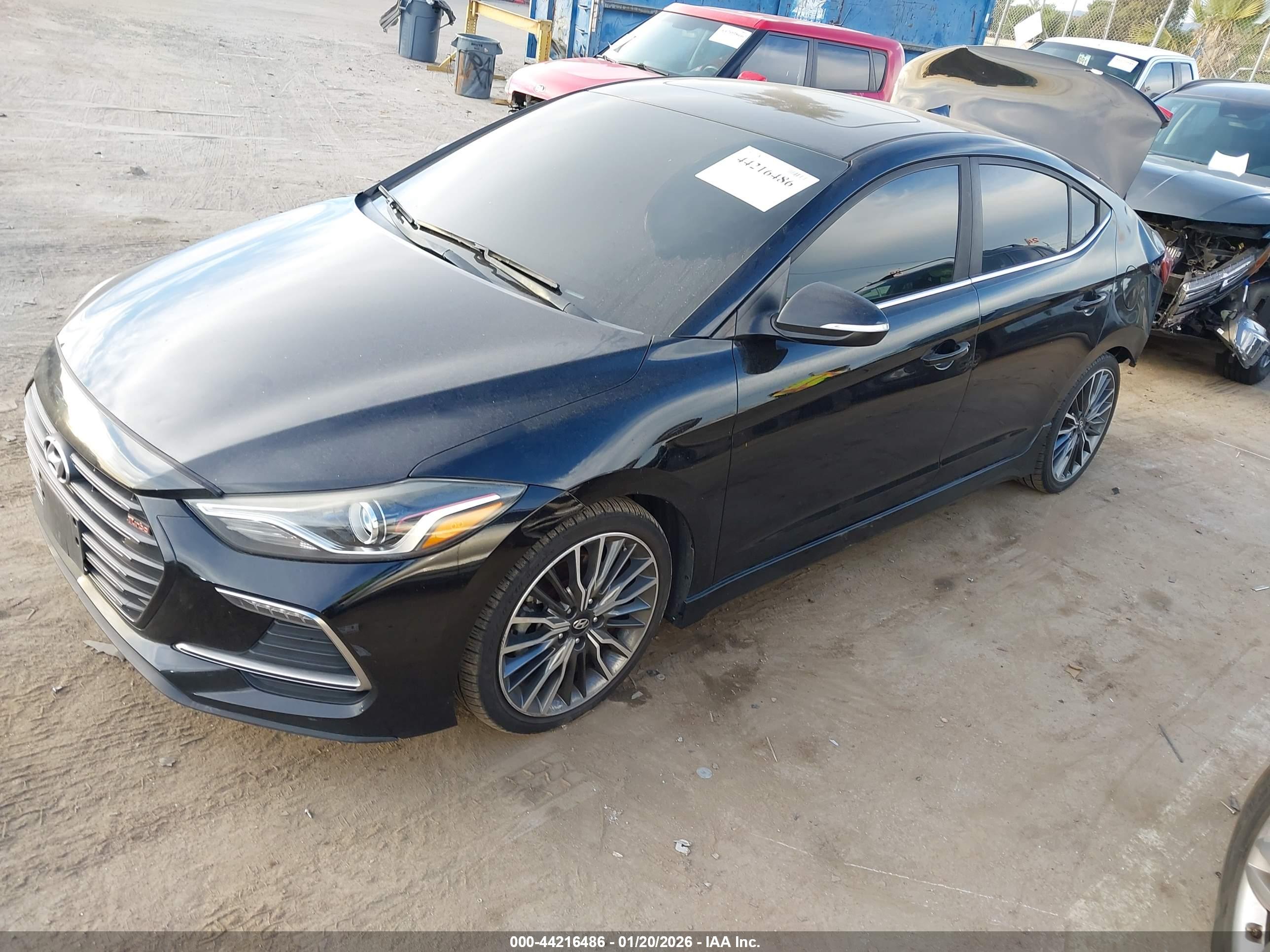 HYUNDAI ELANTRA image 2