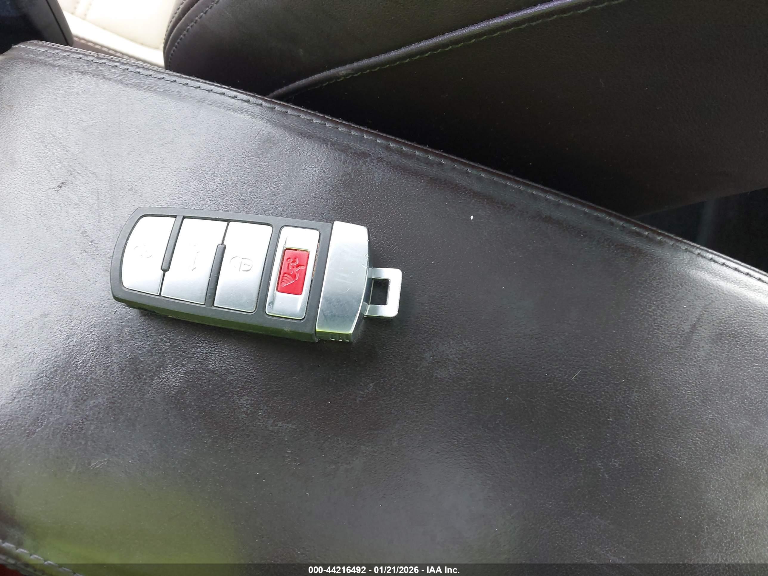 VOLKSWAGEN CC image 11