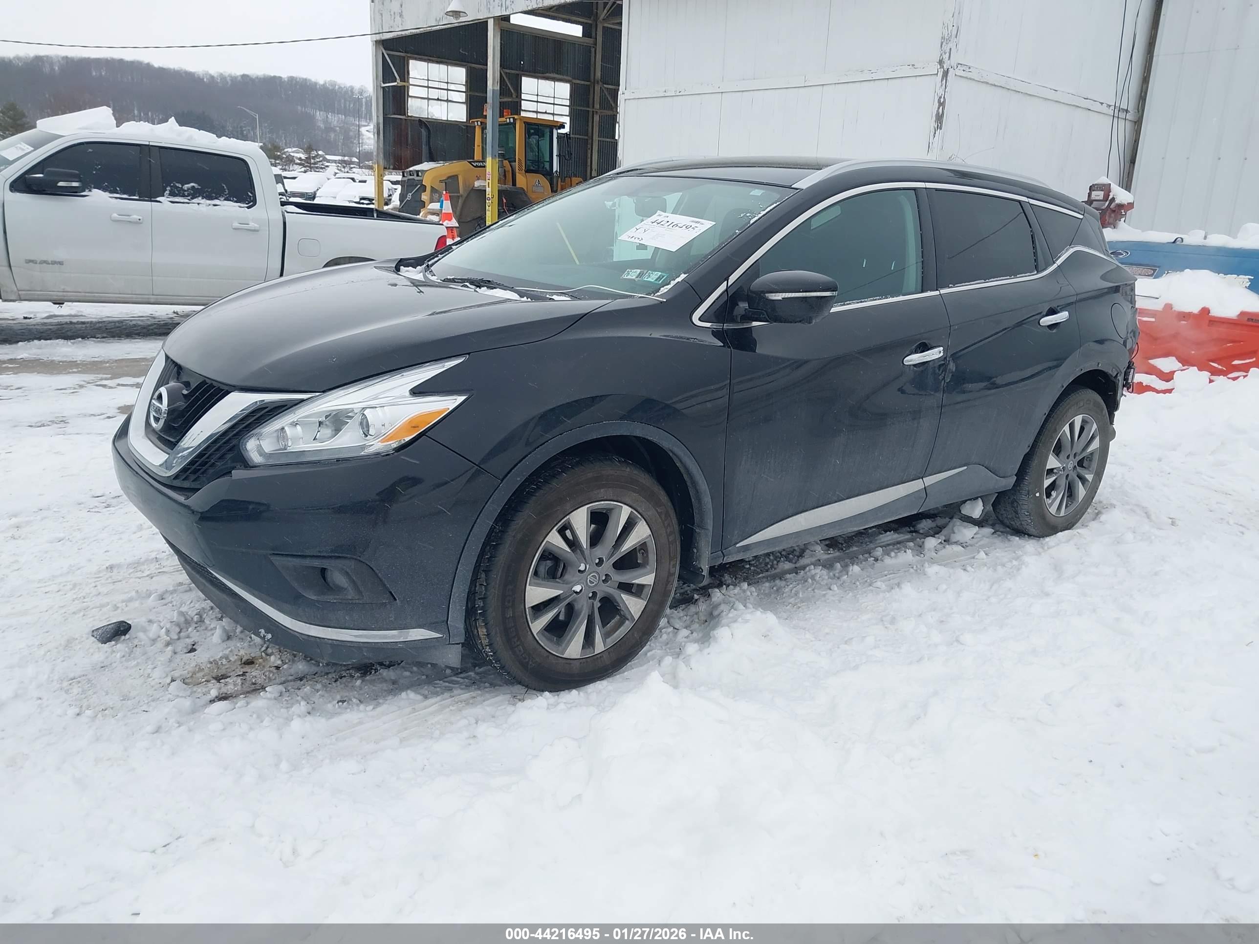 NISSAN MURANO image 2
