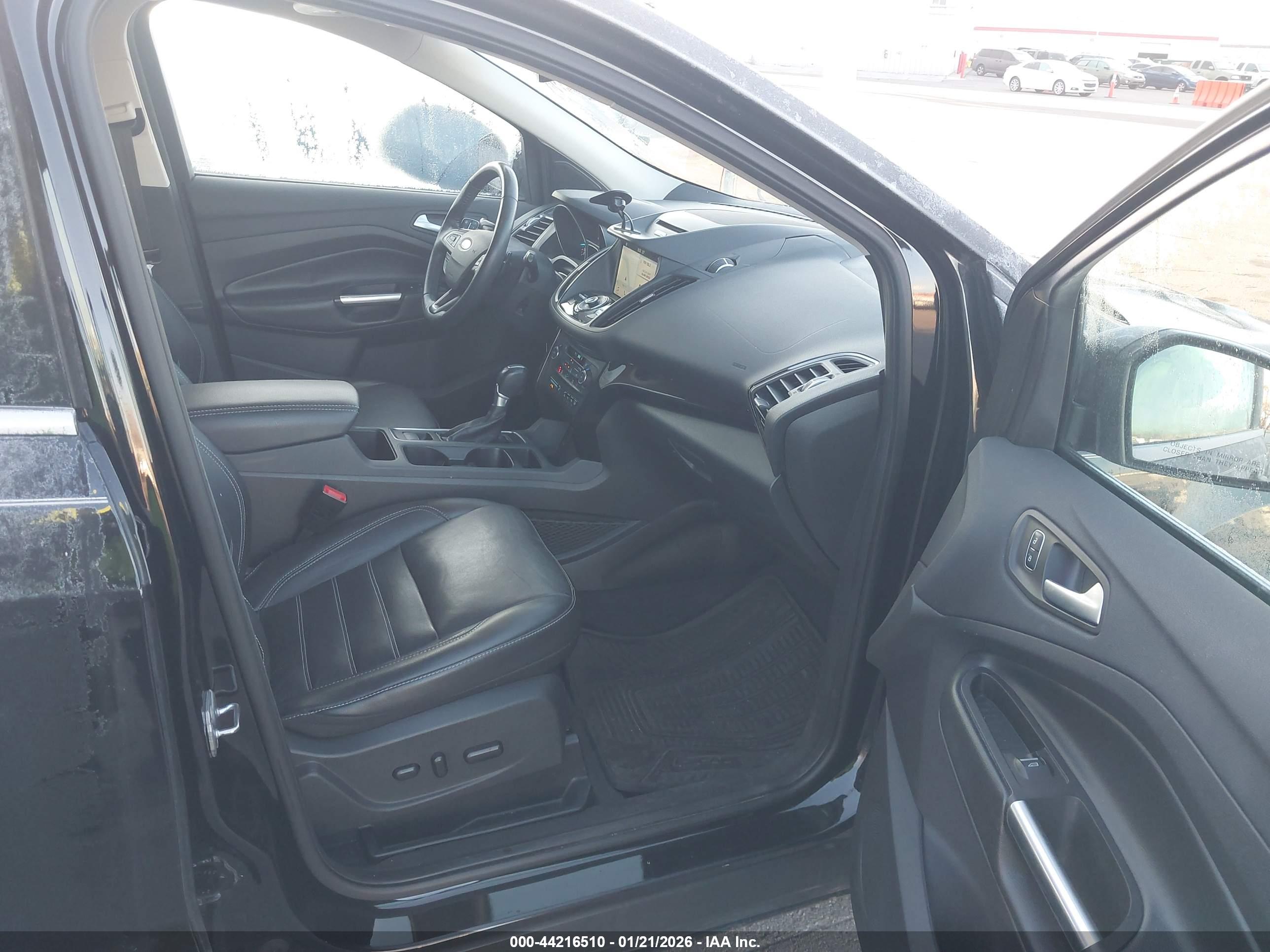 FORD ESCAPE image 5