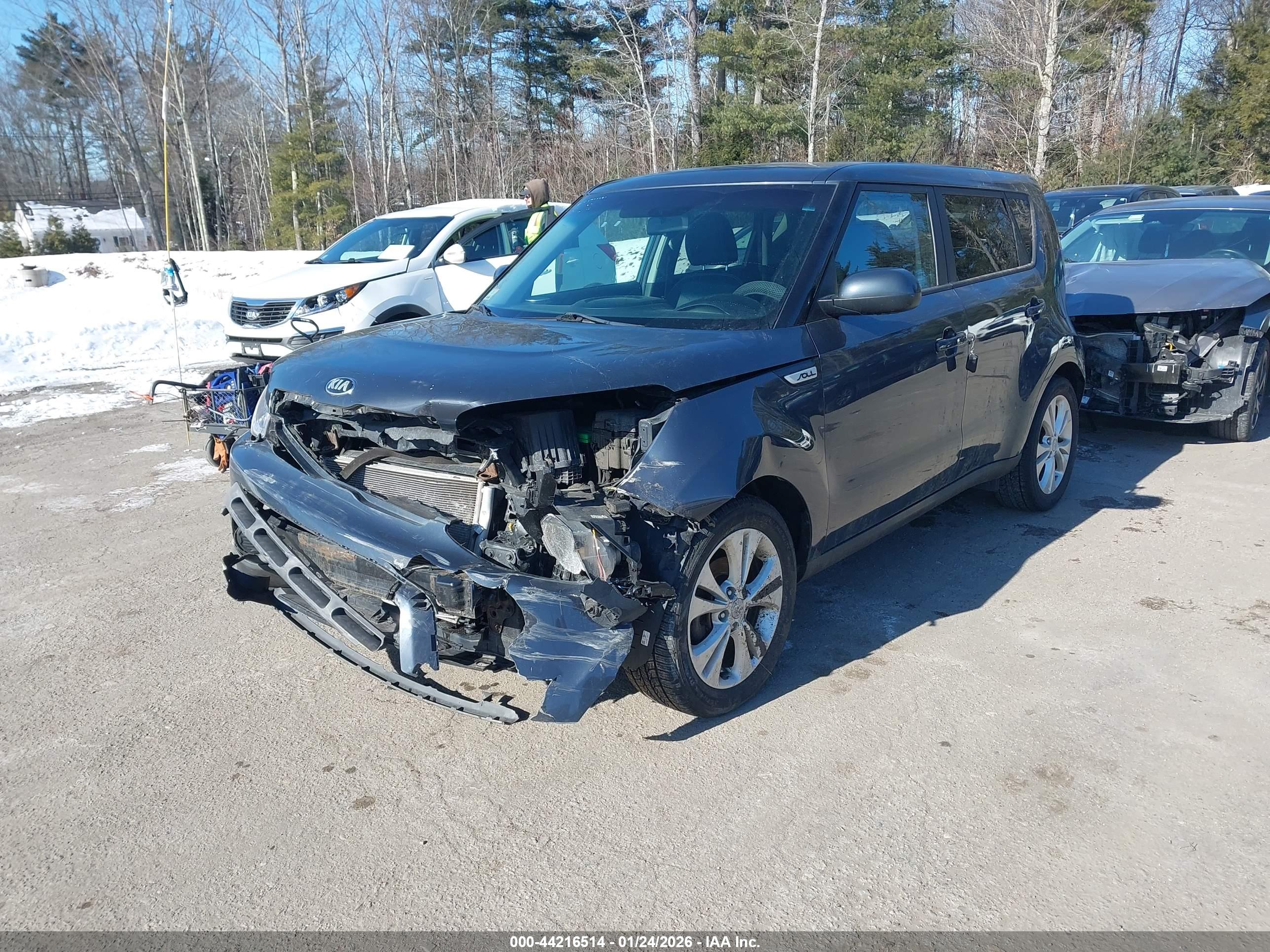 KIA SOUL image 2