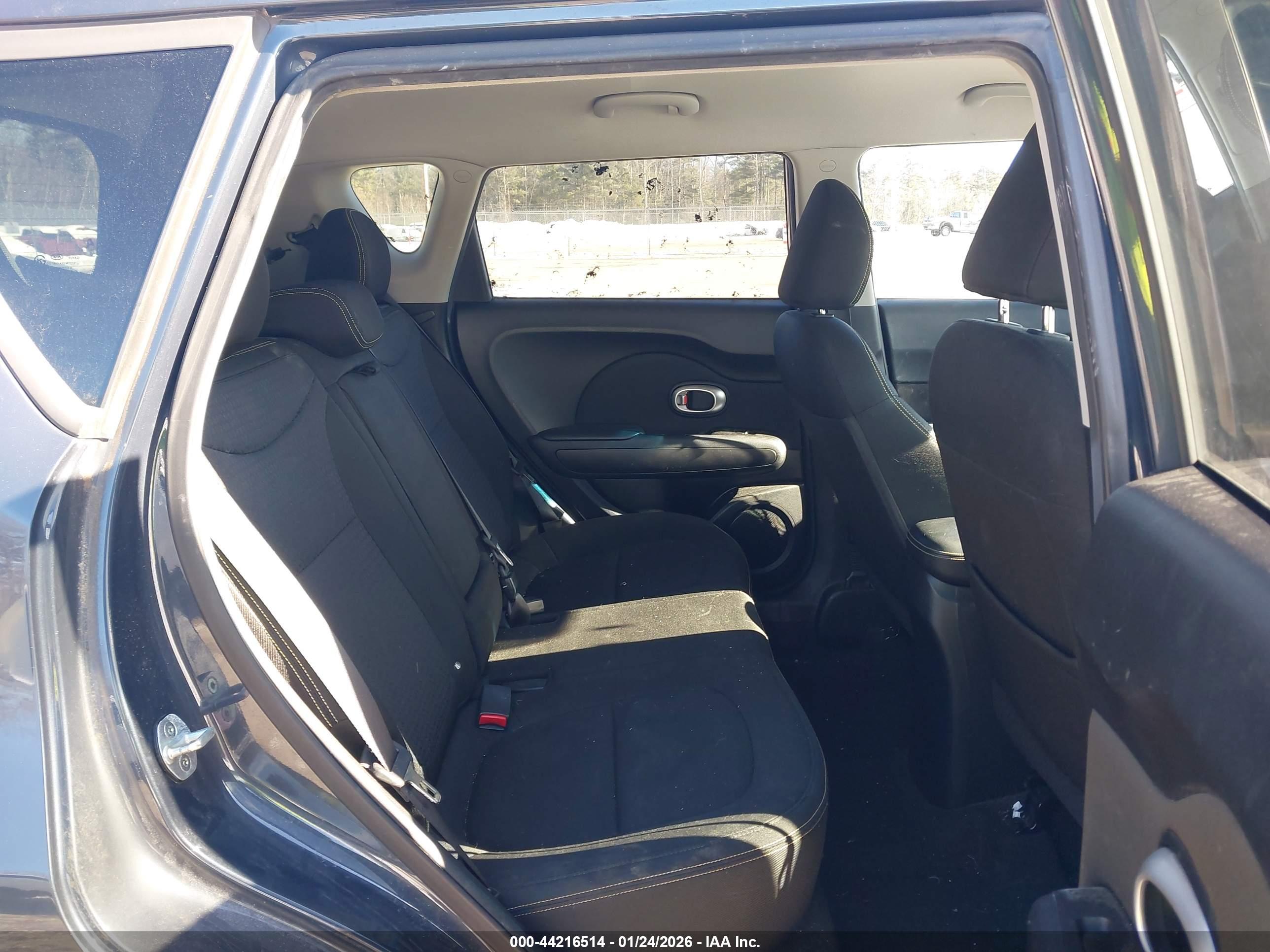 KIA SOUL image 8