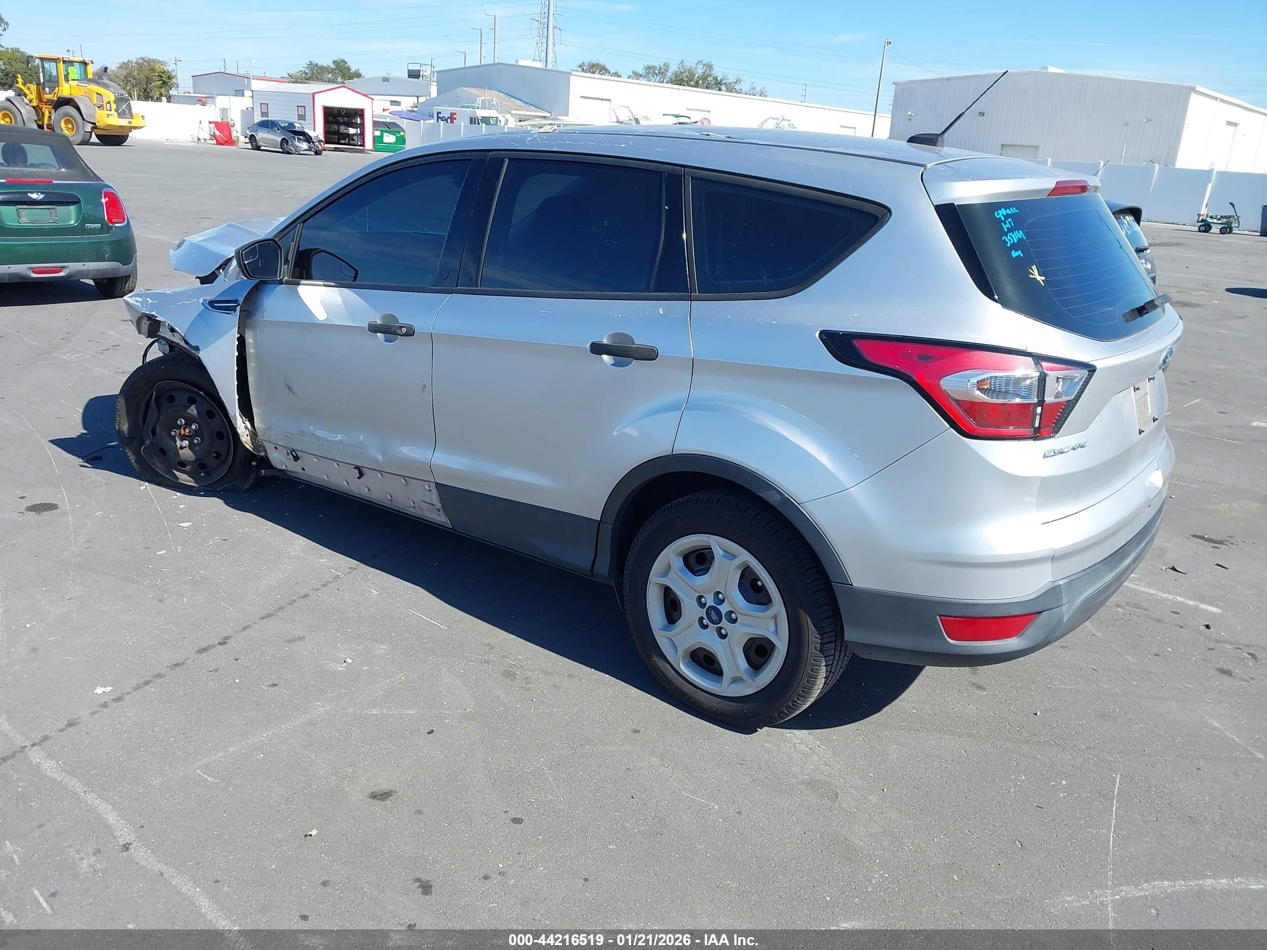 FORD ESCAPE image 3