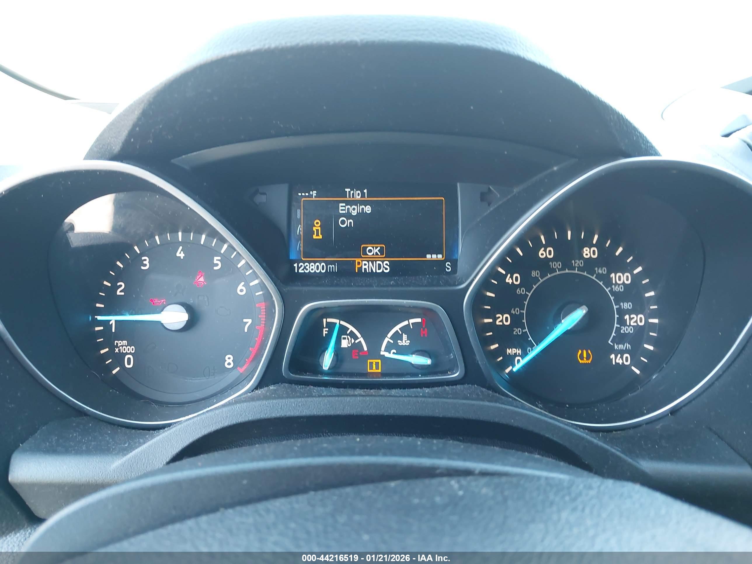 FORD ESCAPE image 7