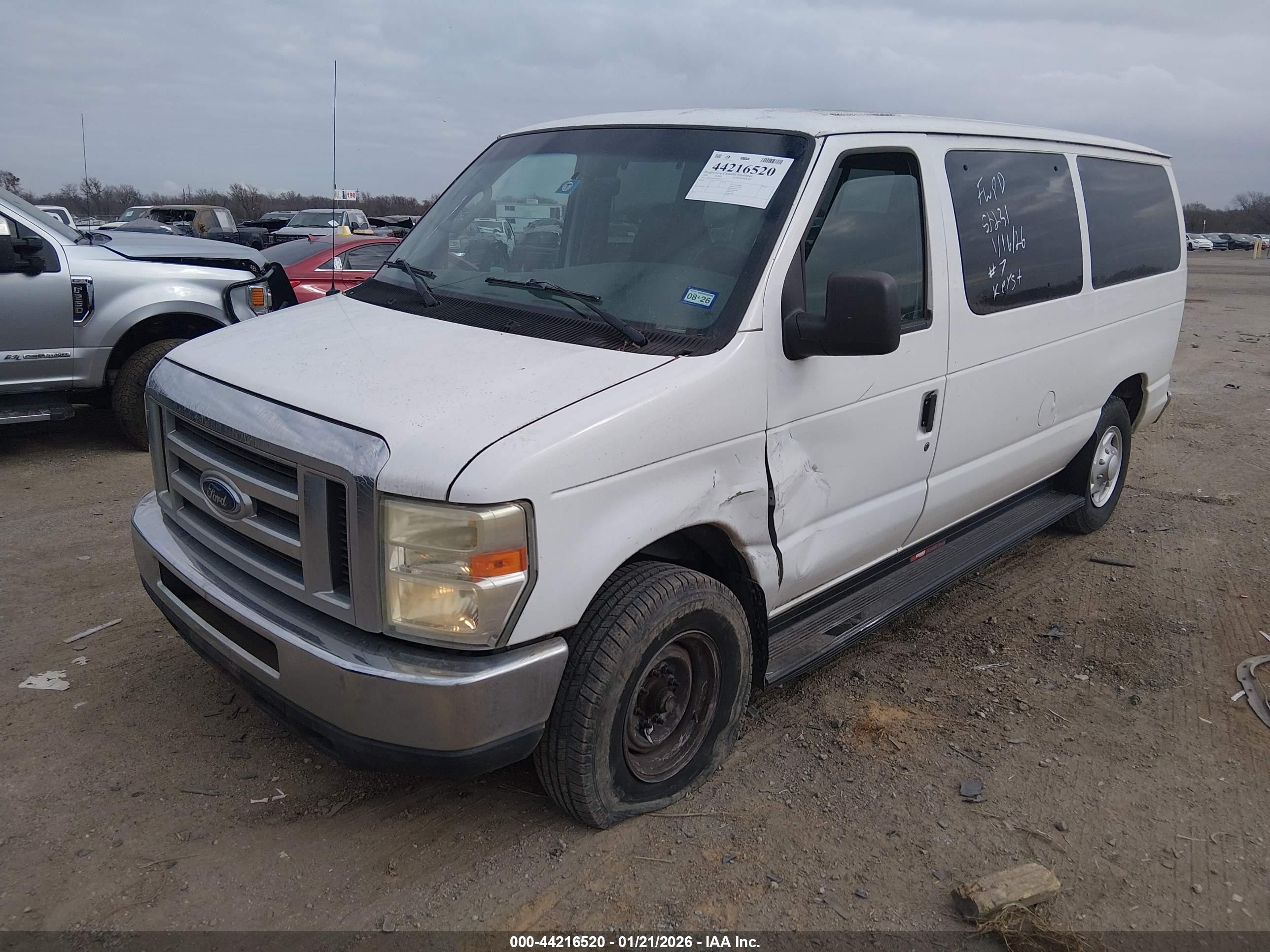 FORD E-350 image 2