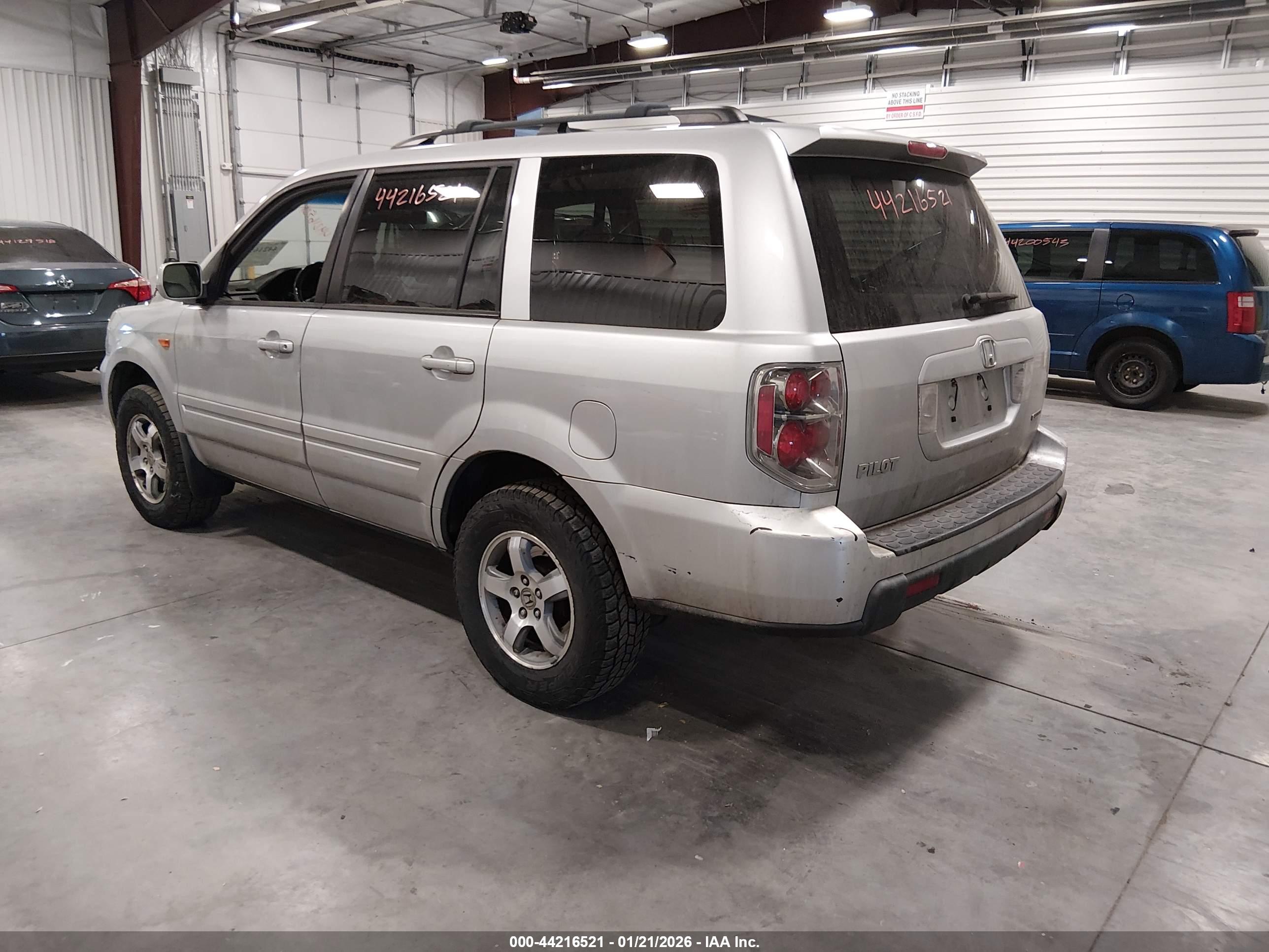 HONDA PILOT image 3
