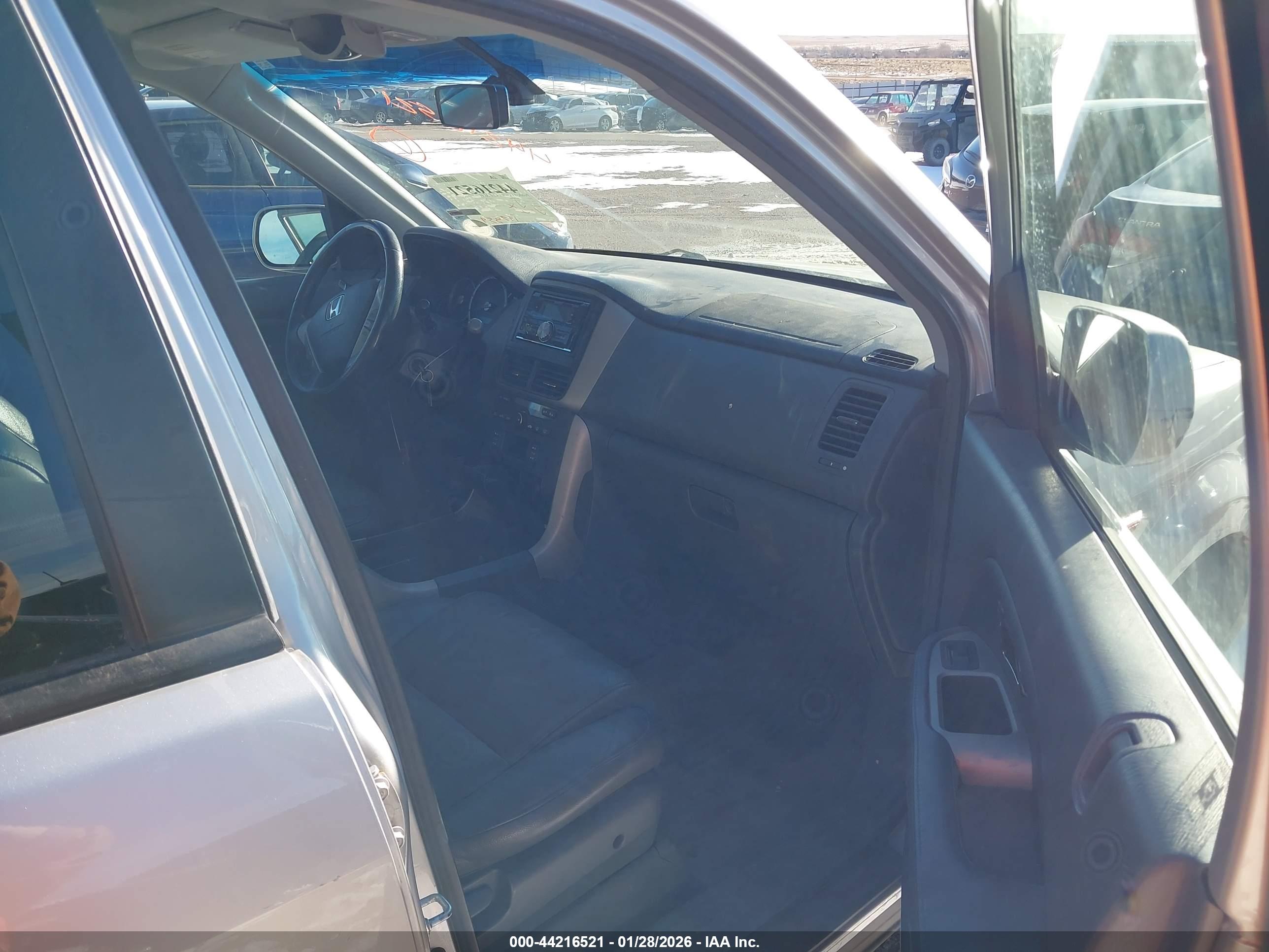 HONDA PILOT image 5
