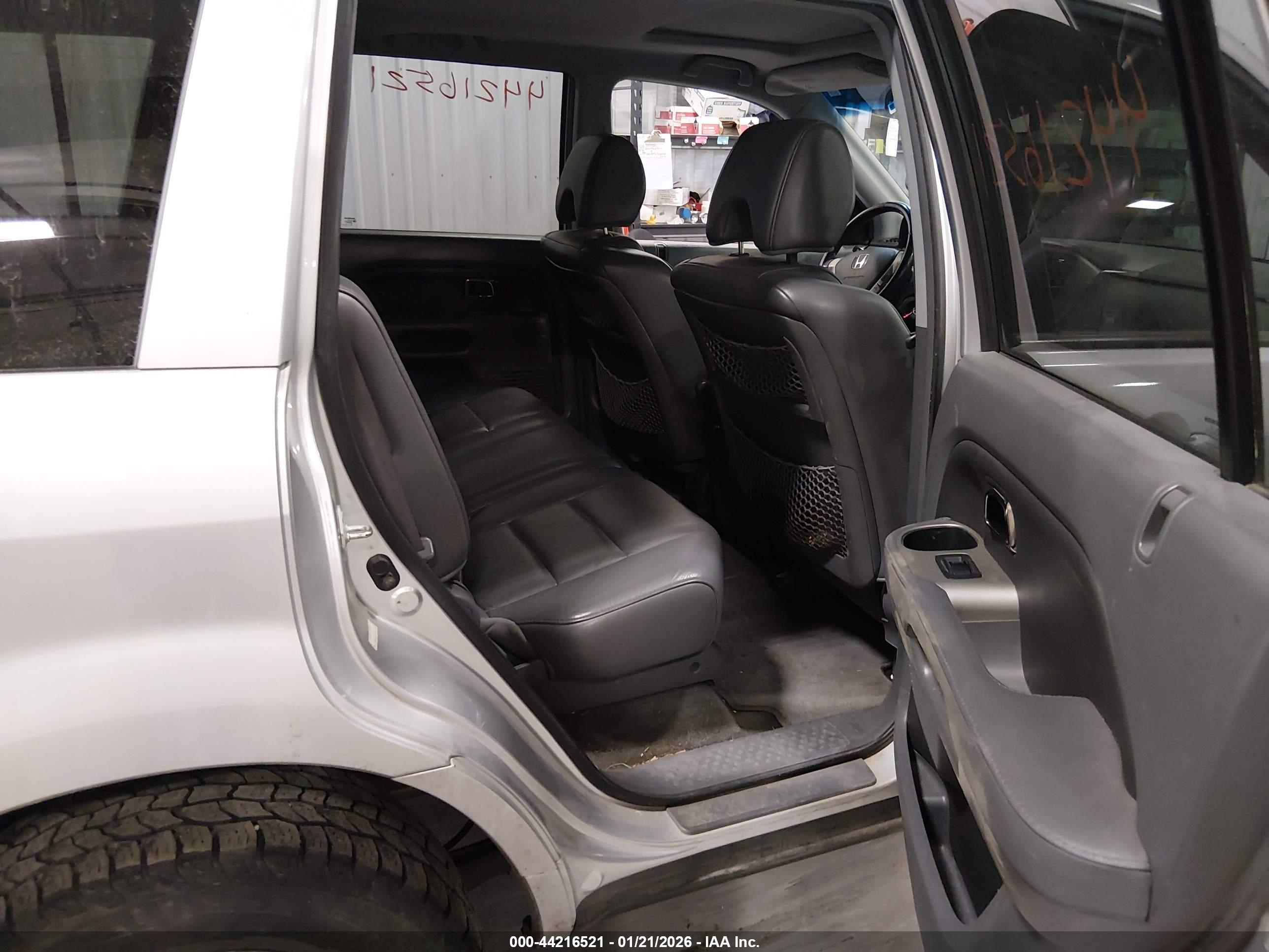 HONDA PILOT image 8