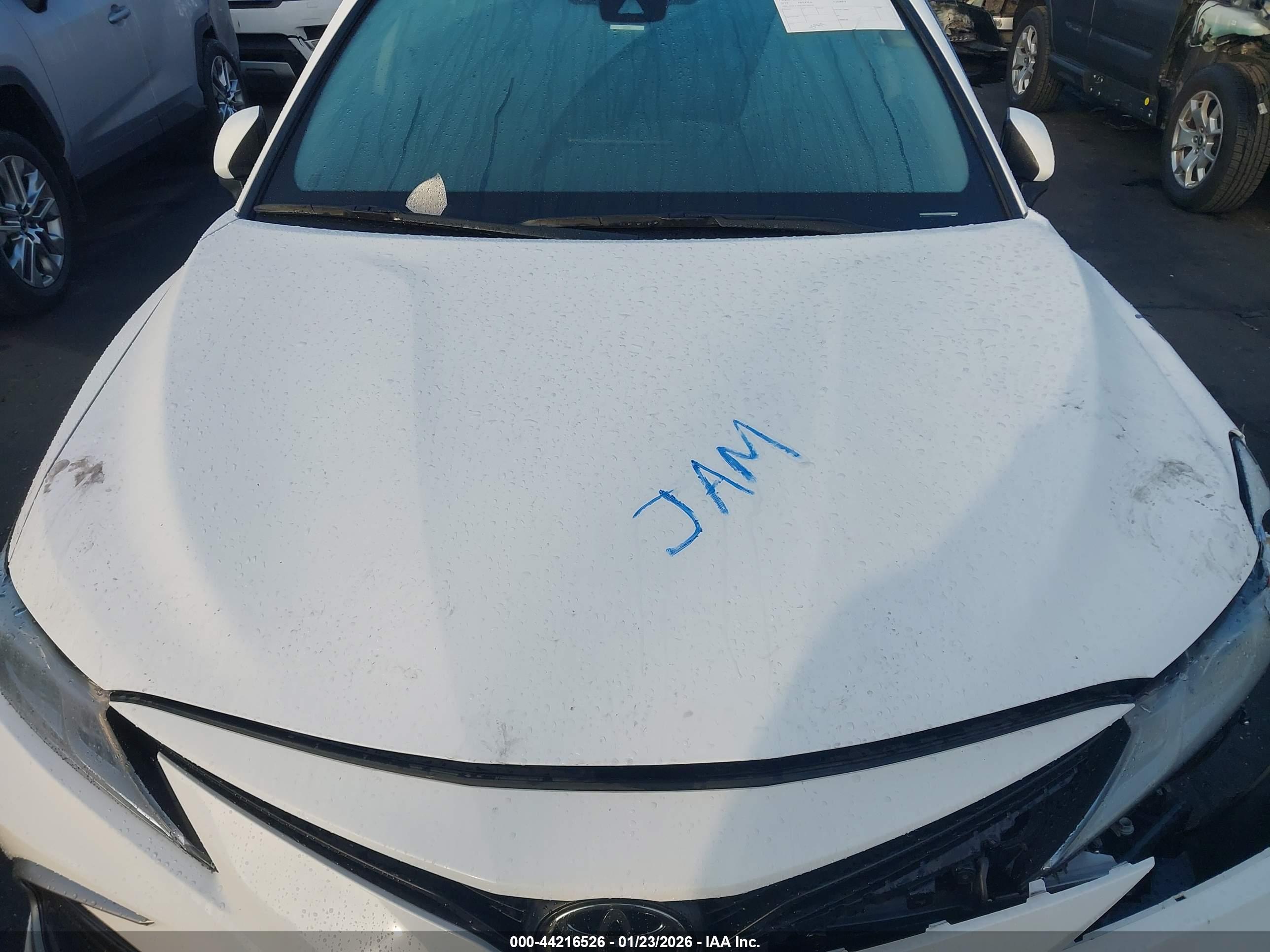 TOYOTA CAMRY image 10