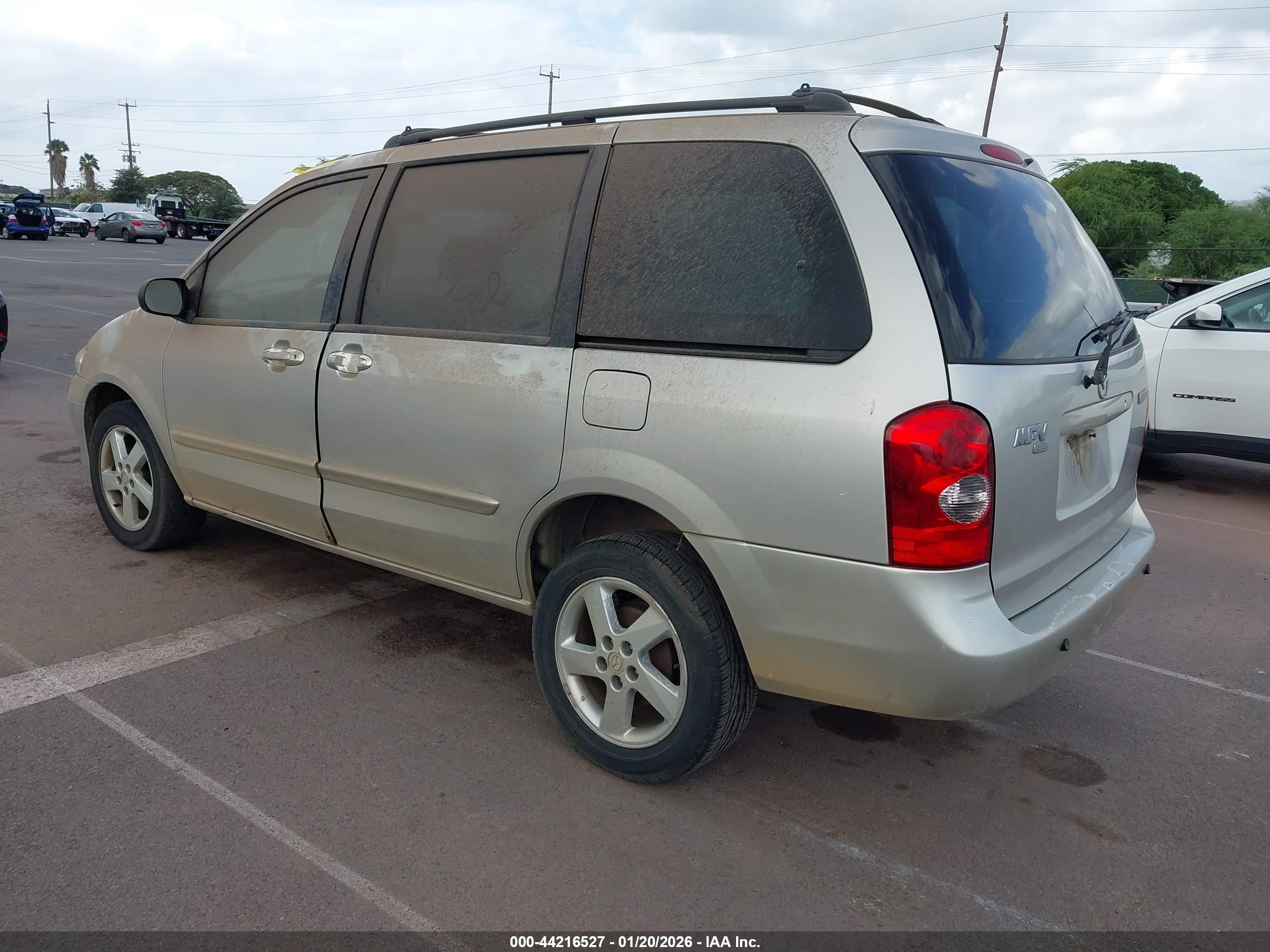 MAZDA MPV image 3