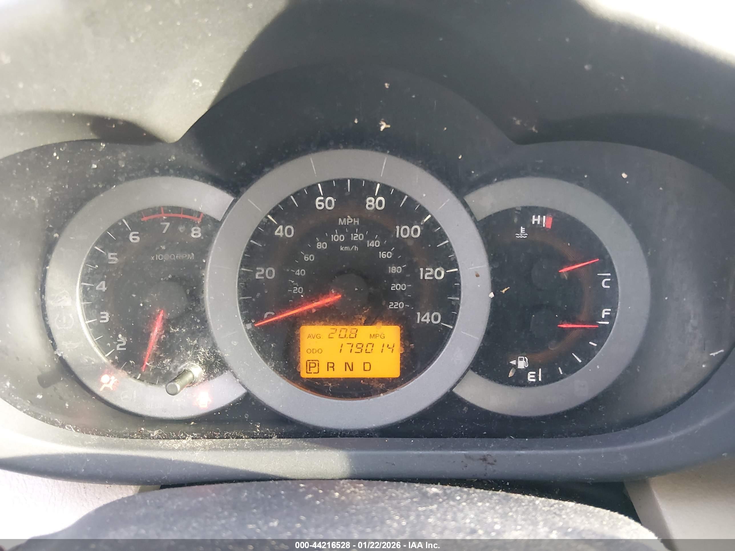 TOYOTA RAV4 image 7