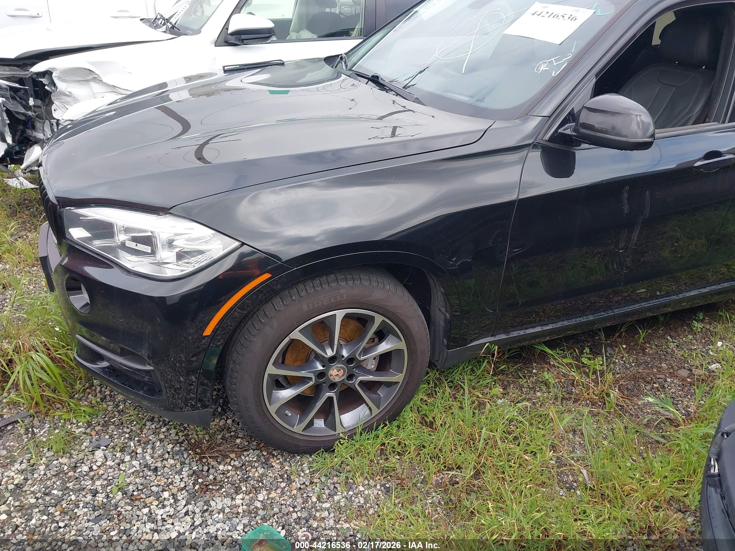 BMW X5 image 2