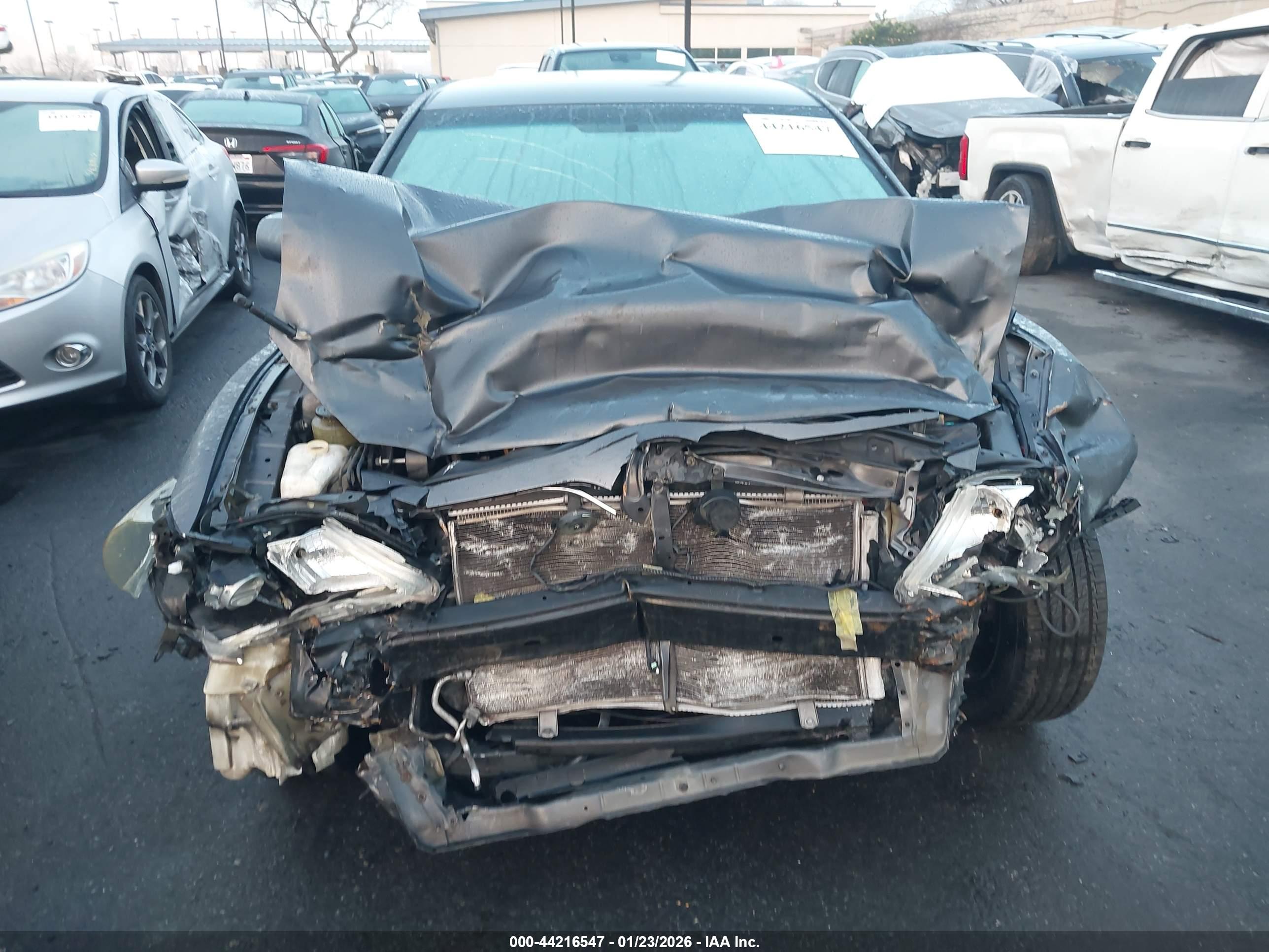 TOYOTA CAMRY image 6