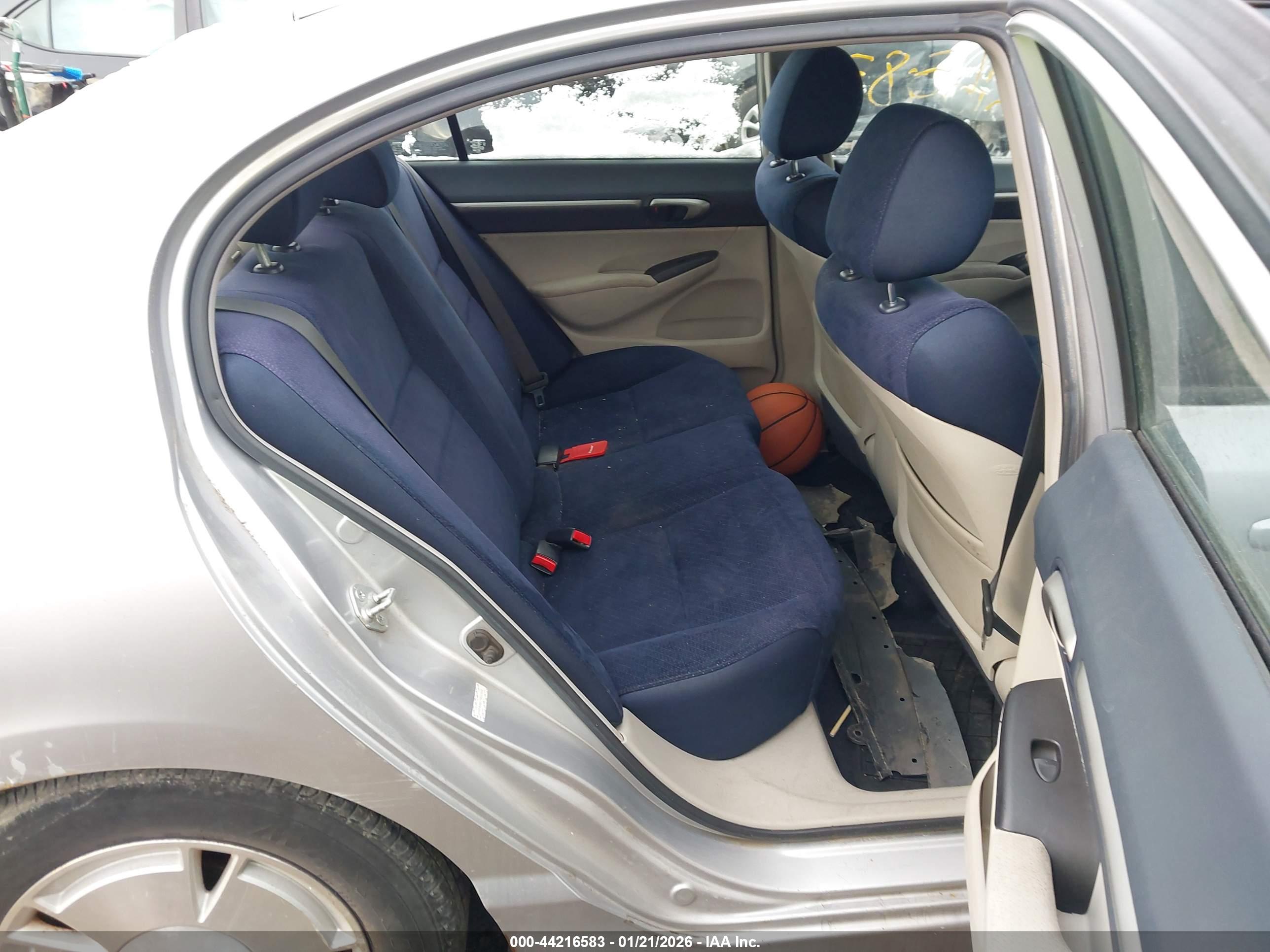 HONDA CIVIC image 8