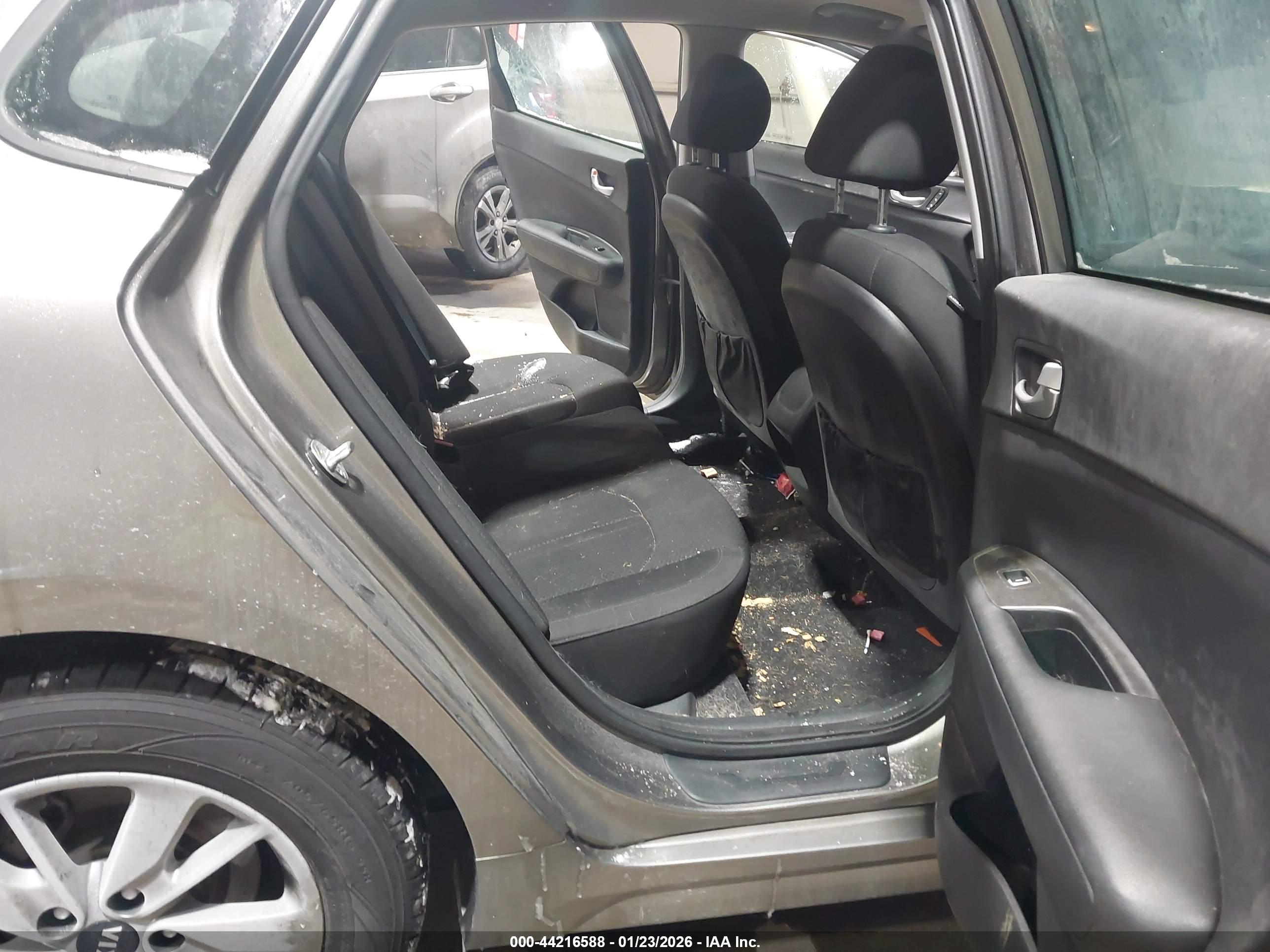 KIA OPTIMA image 8