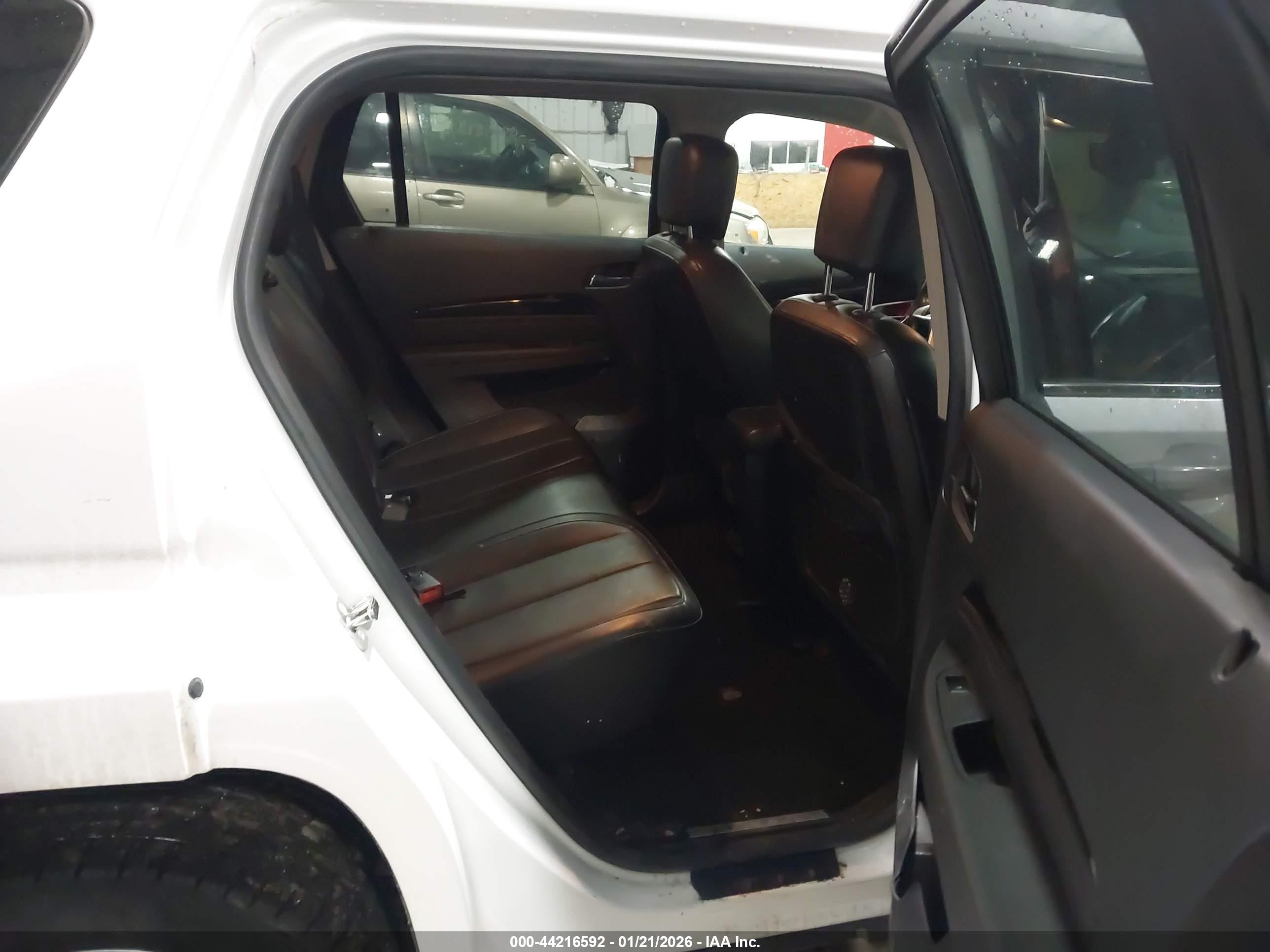 GMC TERRAIN image 8