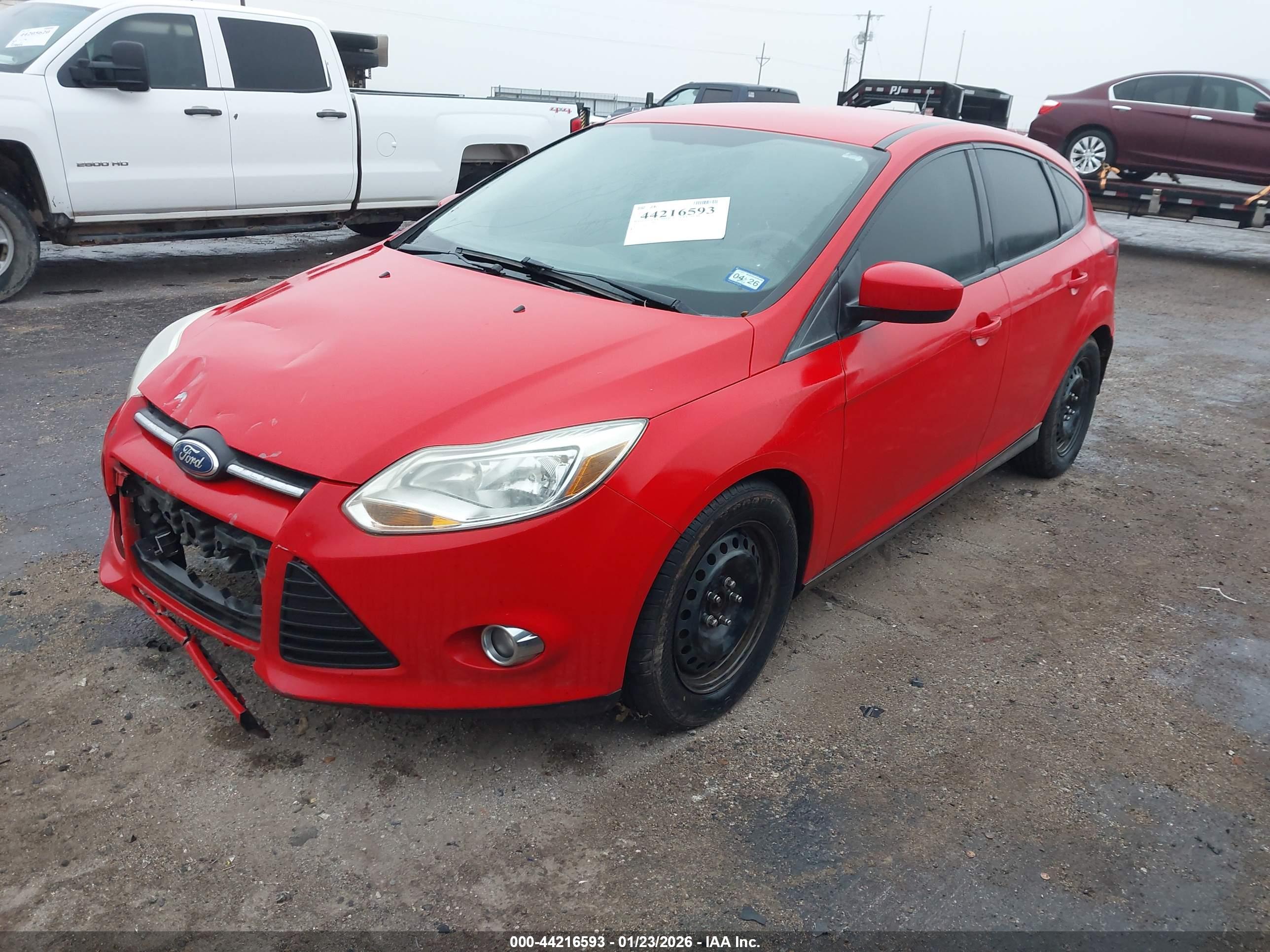 FORD FOCUS image 2