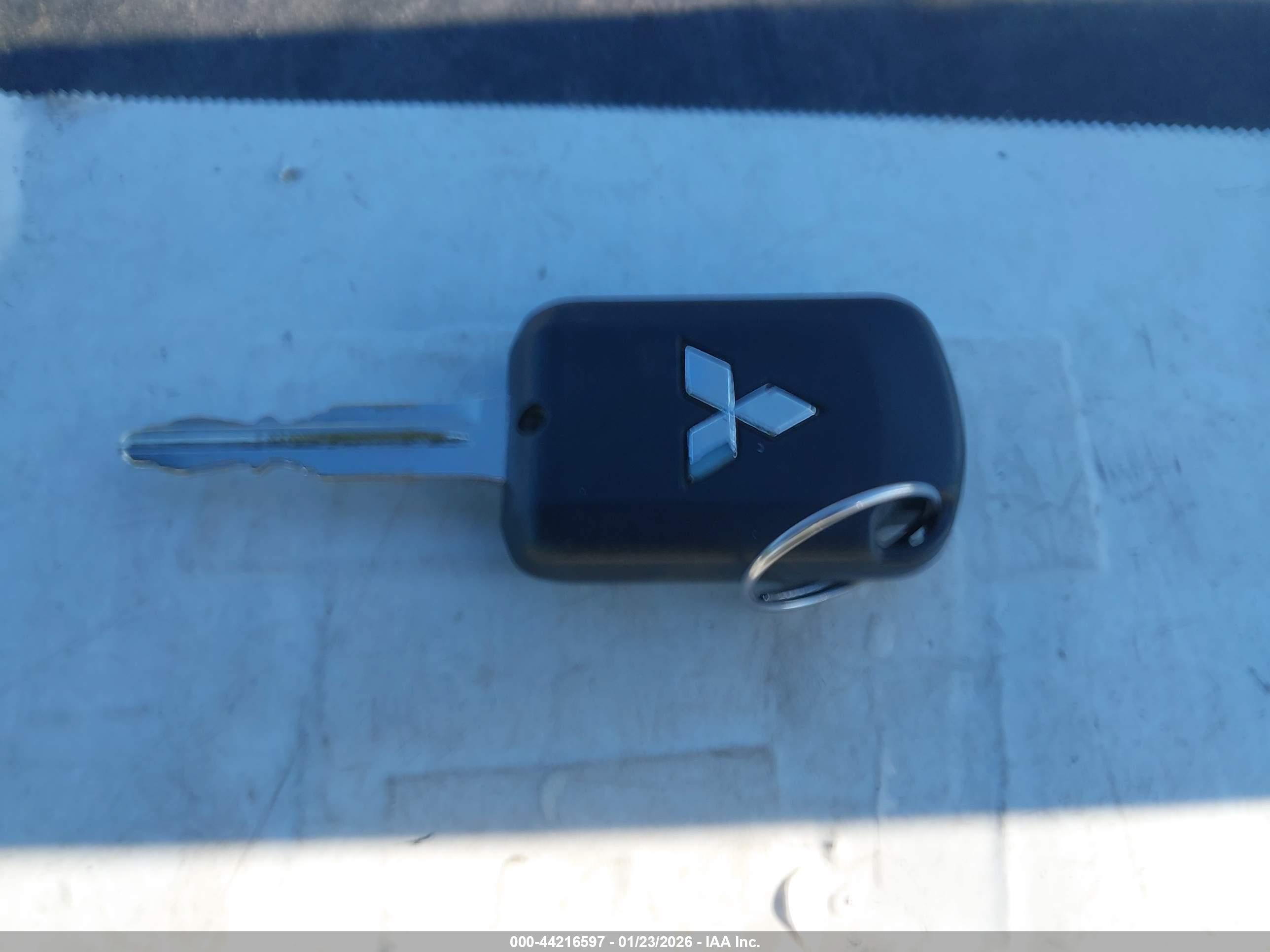 MITSUBISHI MIRAGE image 11